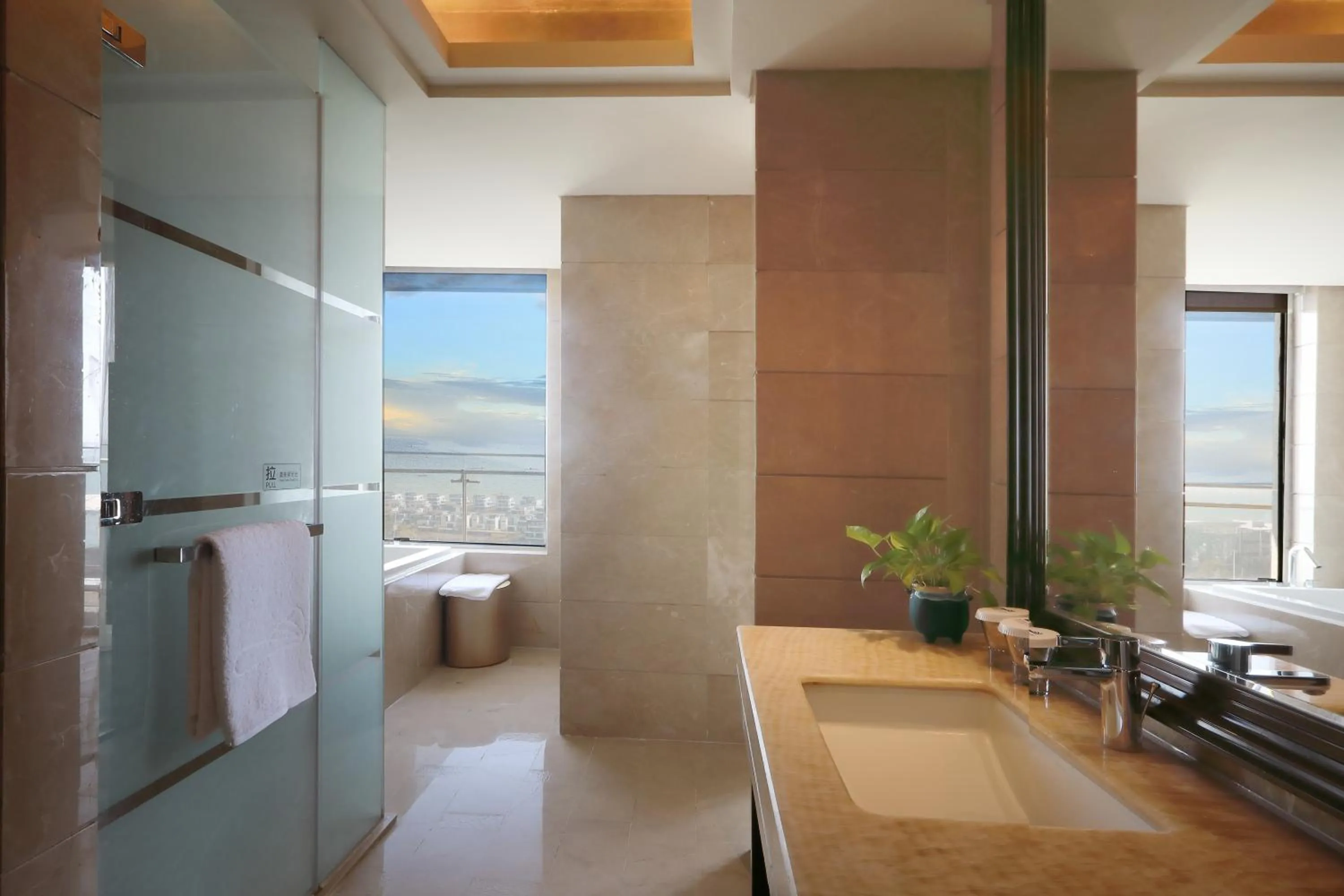 Bathroom in Xiamen International Conference Center Hotel Prime Seaview Hotel