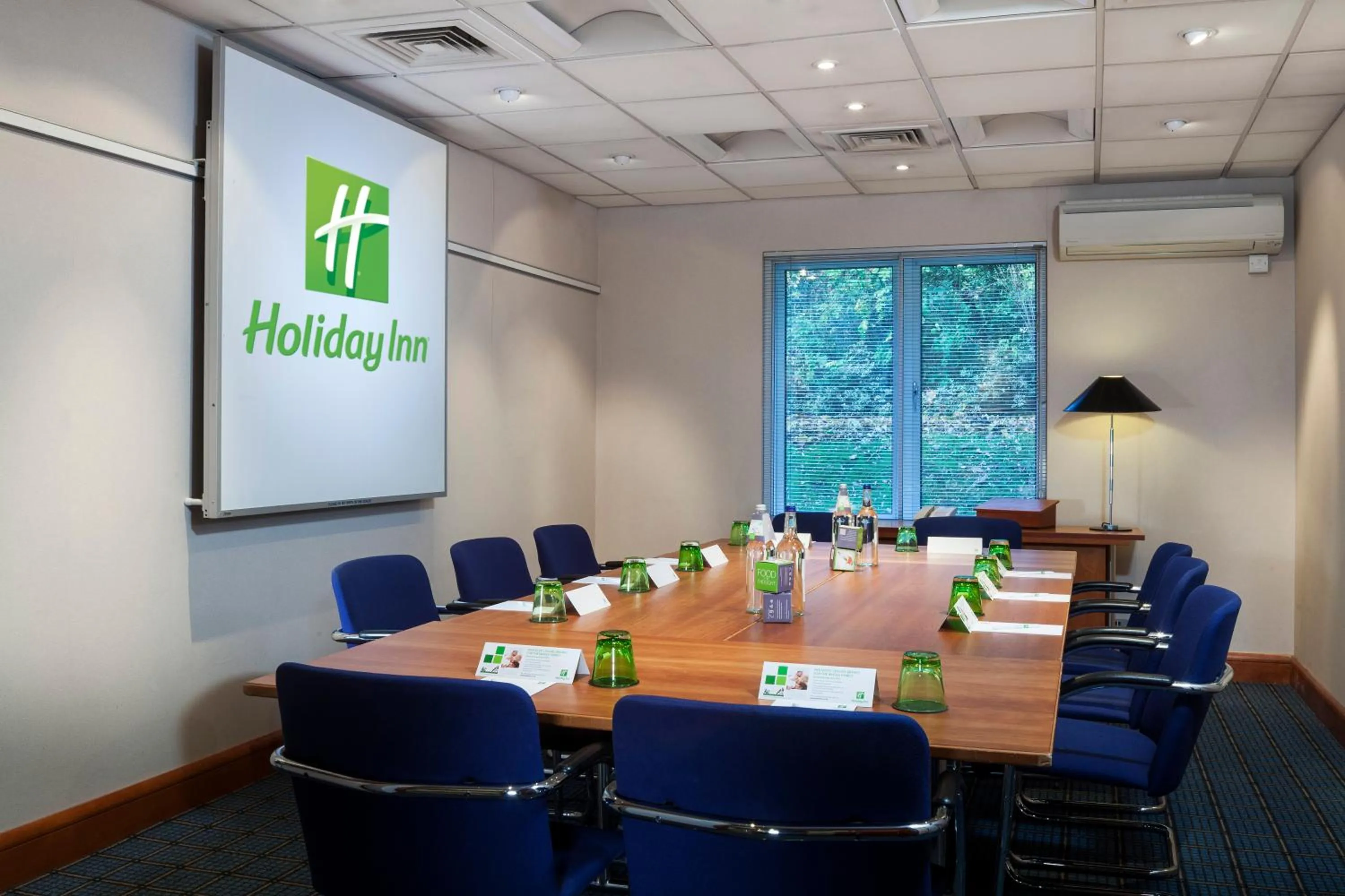 Meeting/conference room in Holiday Inn Oxford by IHG
