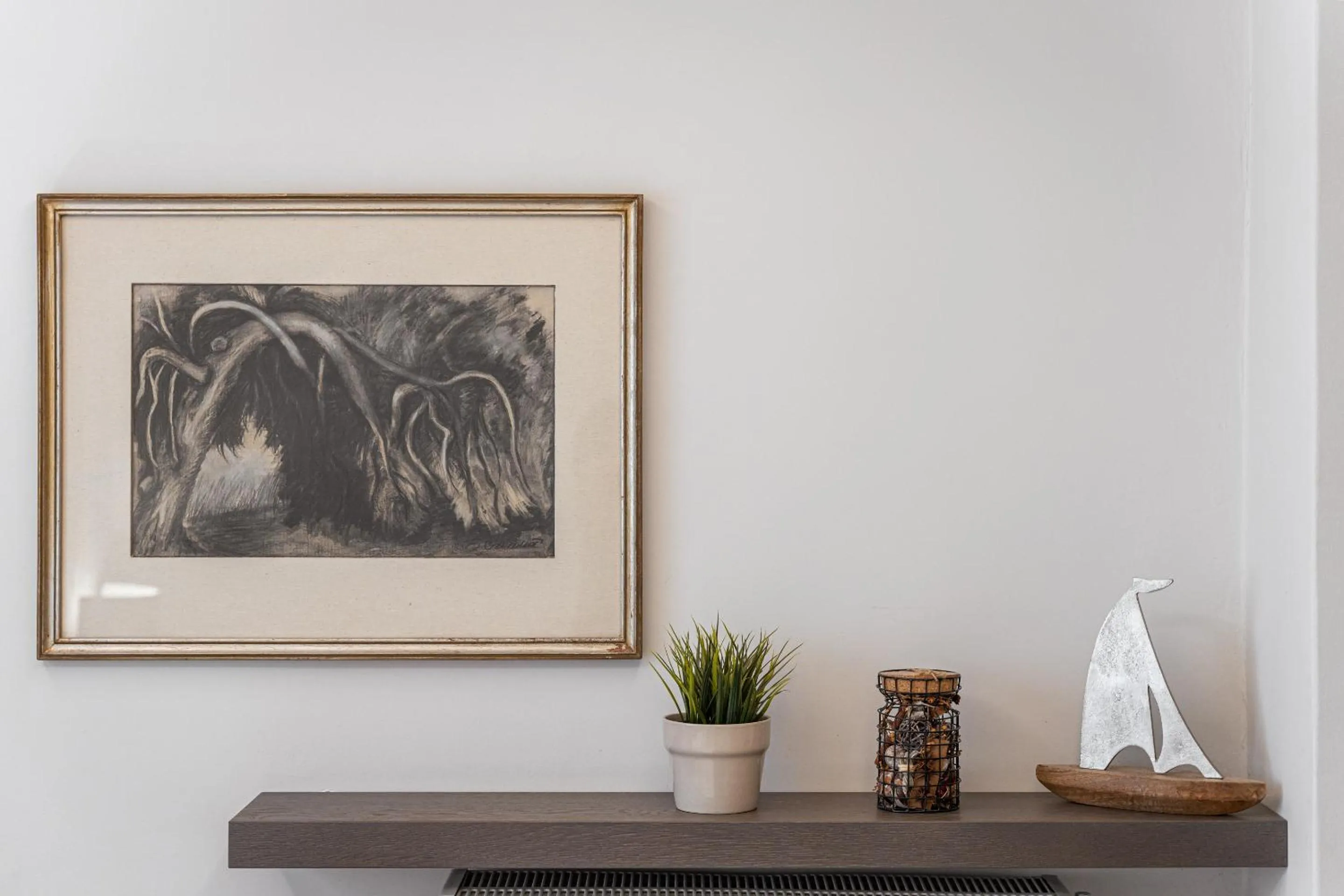 Decorative detail in Acropolis Luxury Living