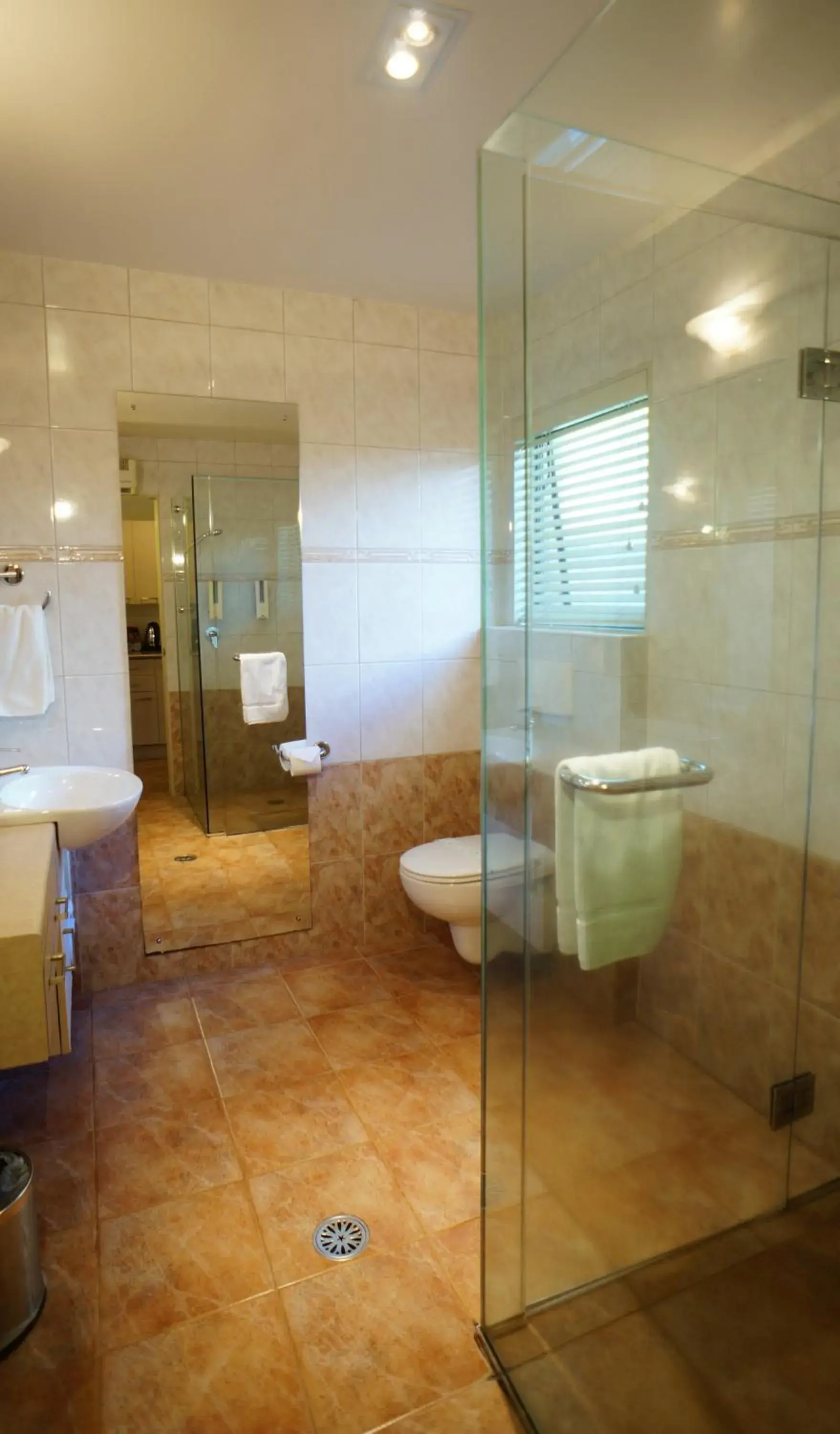 Standard Studio (Upper Floor) in Cornwall Park Motor Inn Standard Studio (Upper Floor) in Cornwall Park Motor Inn