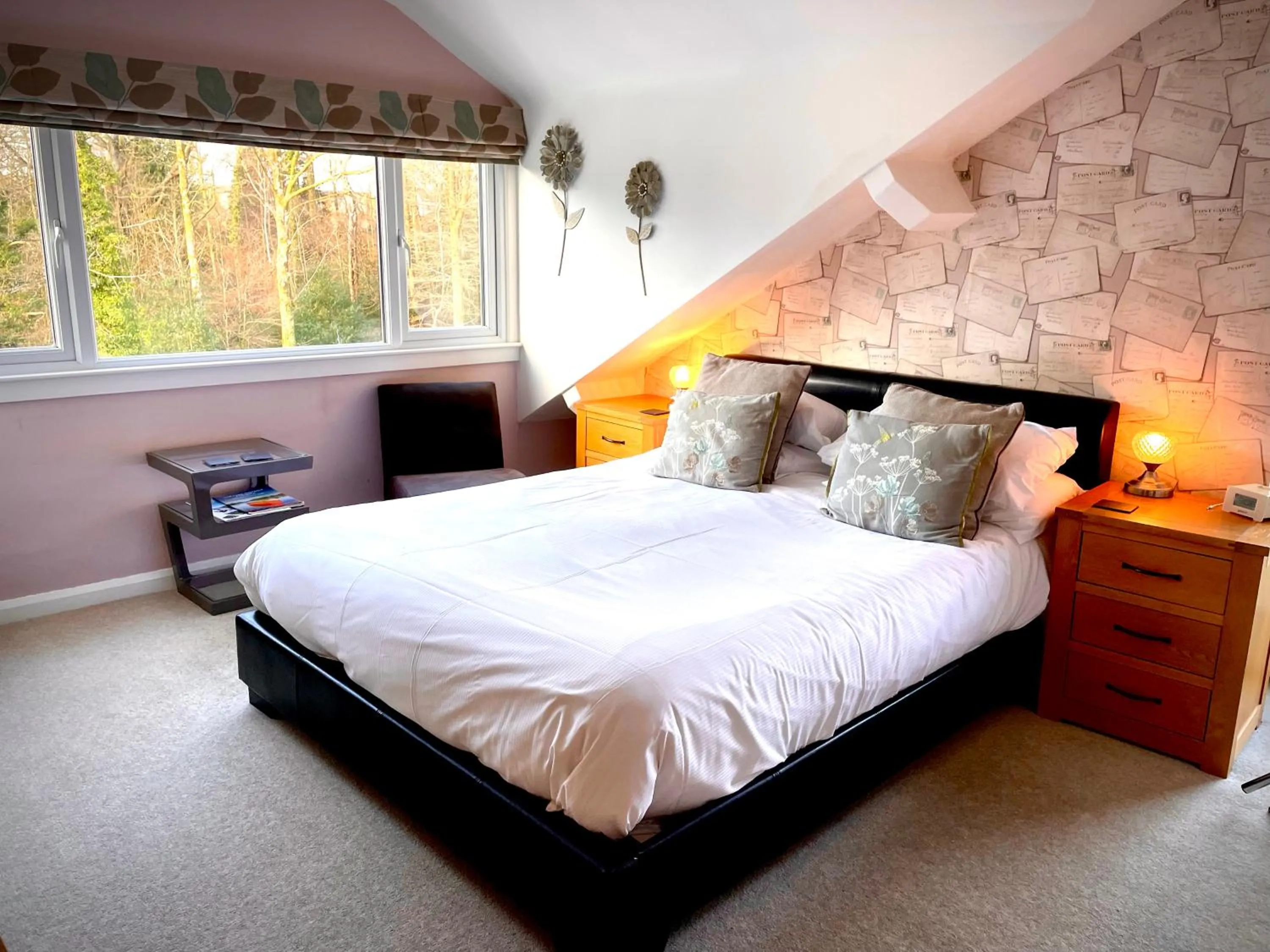 Bed in Glenville House - Adults Only - Incl FREE off-site health club with swimming pool, hot tub, sauna & steam room