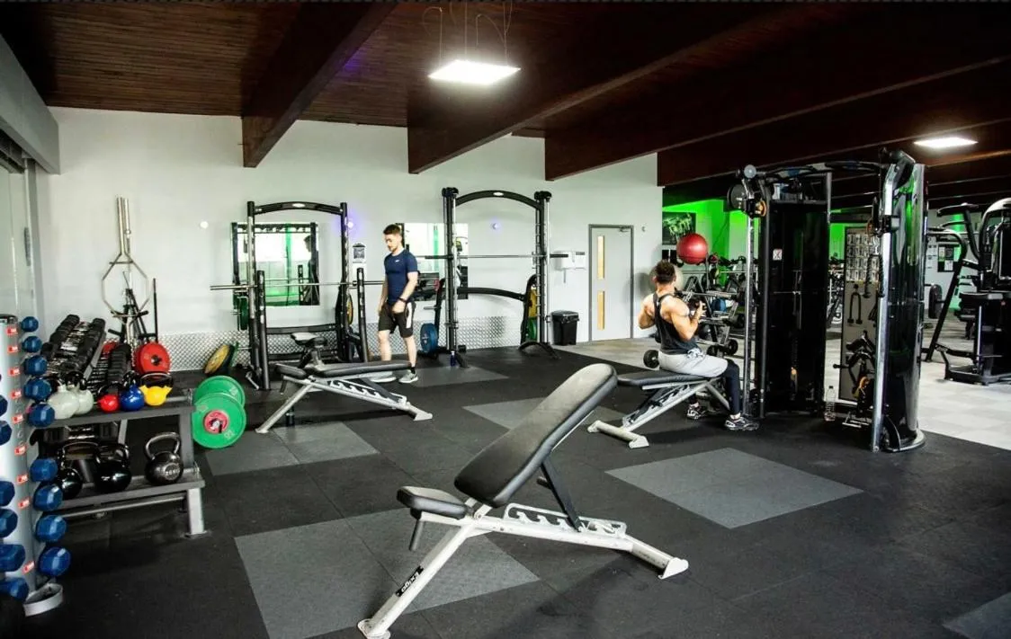 Glenville House - Adults Only - Incl FREE off-site health club with swimming pool, hot tub, sauna & steam room