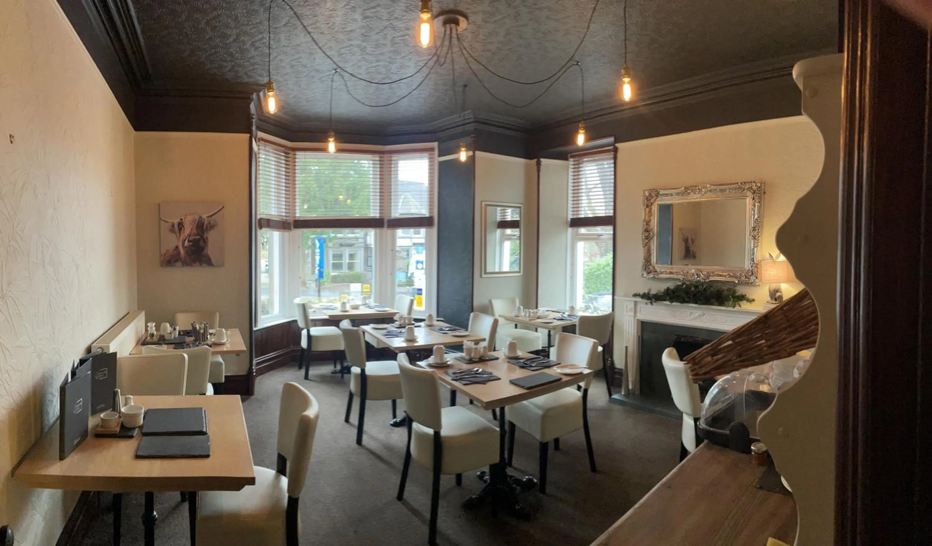 Glenville House - Adults Only - Incl FREE off-site health club with swimming pool, hot tub, sauna & steam room