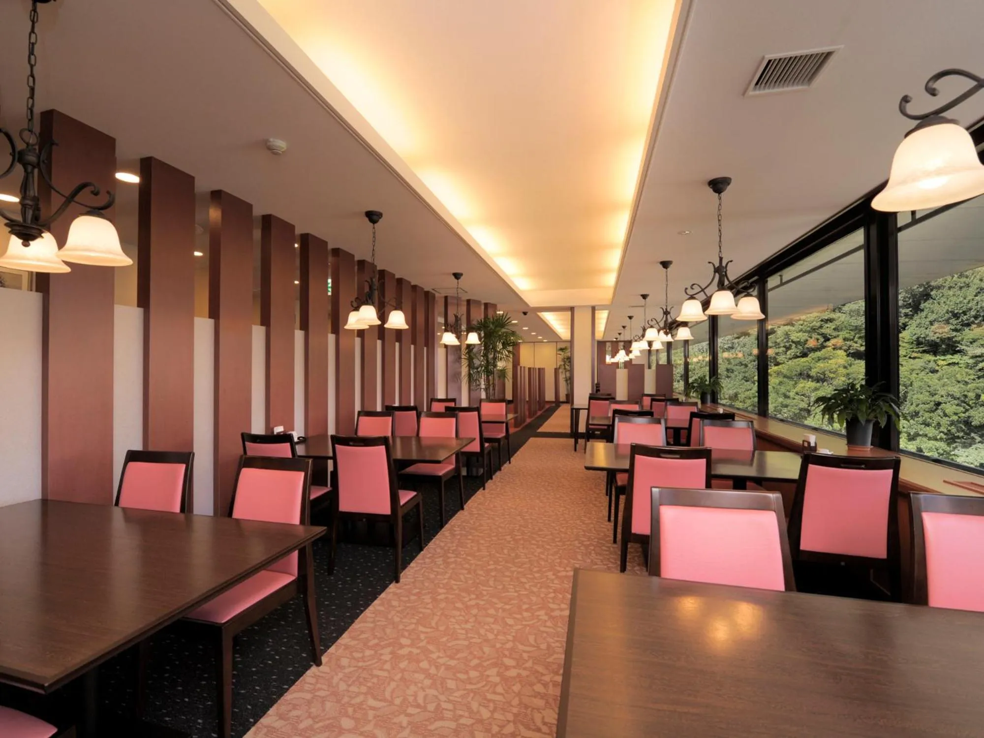 Restaurant/places to eat in Hotel Nanpuso