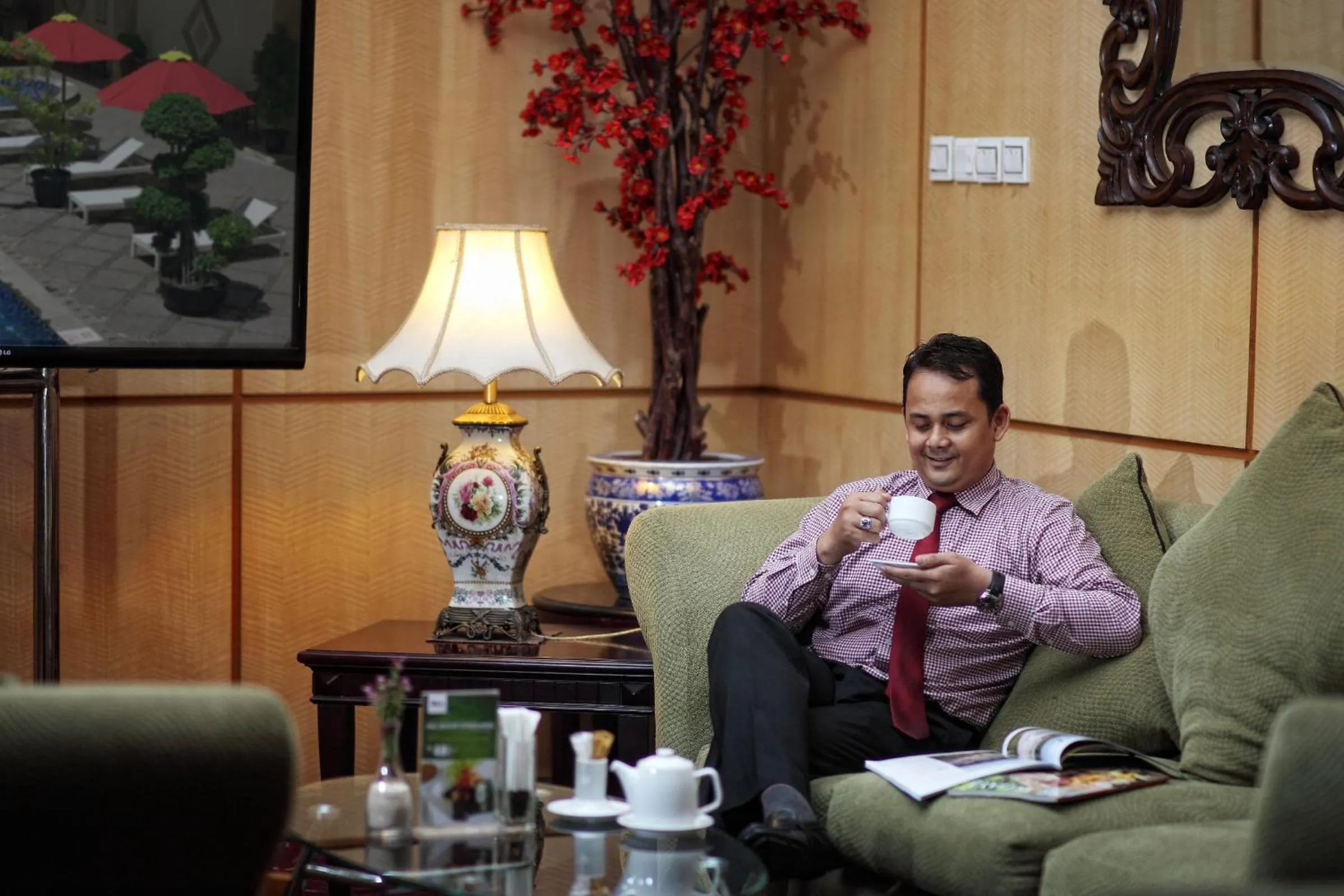 Lounge or bar in Rocky Plaza Hotel Padang