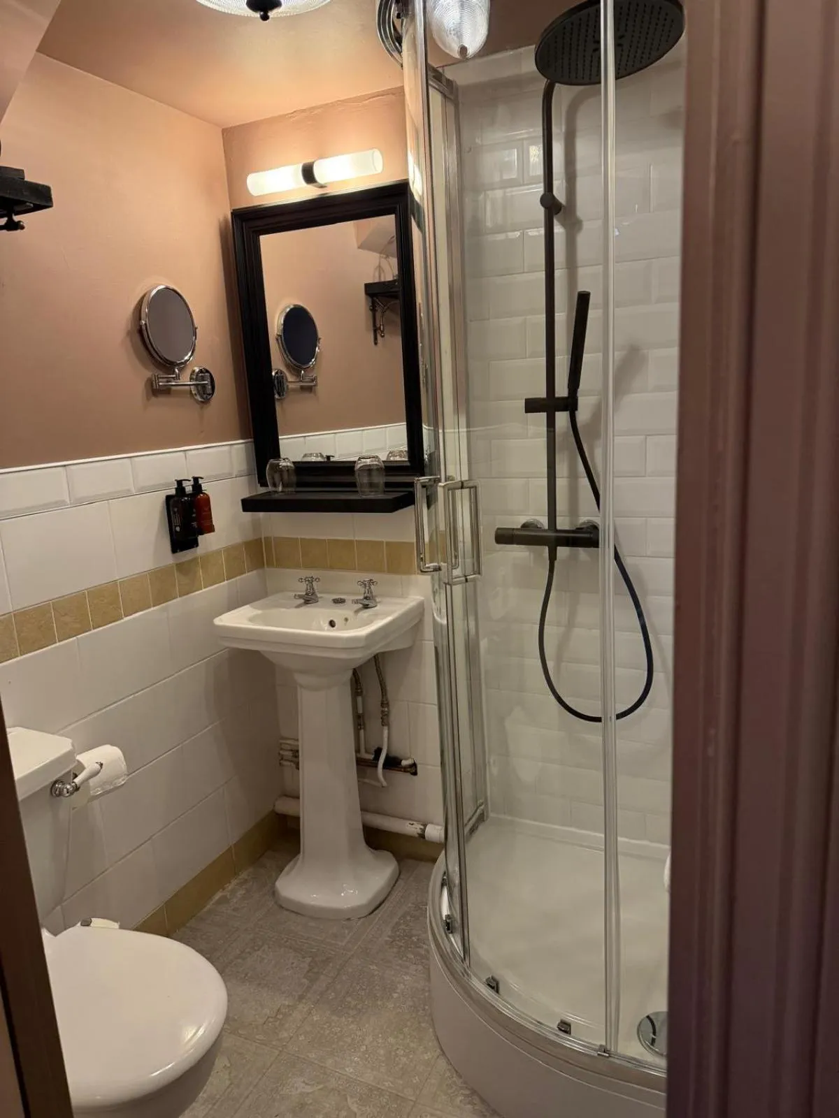 Shower in Punch House Monmouth