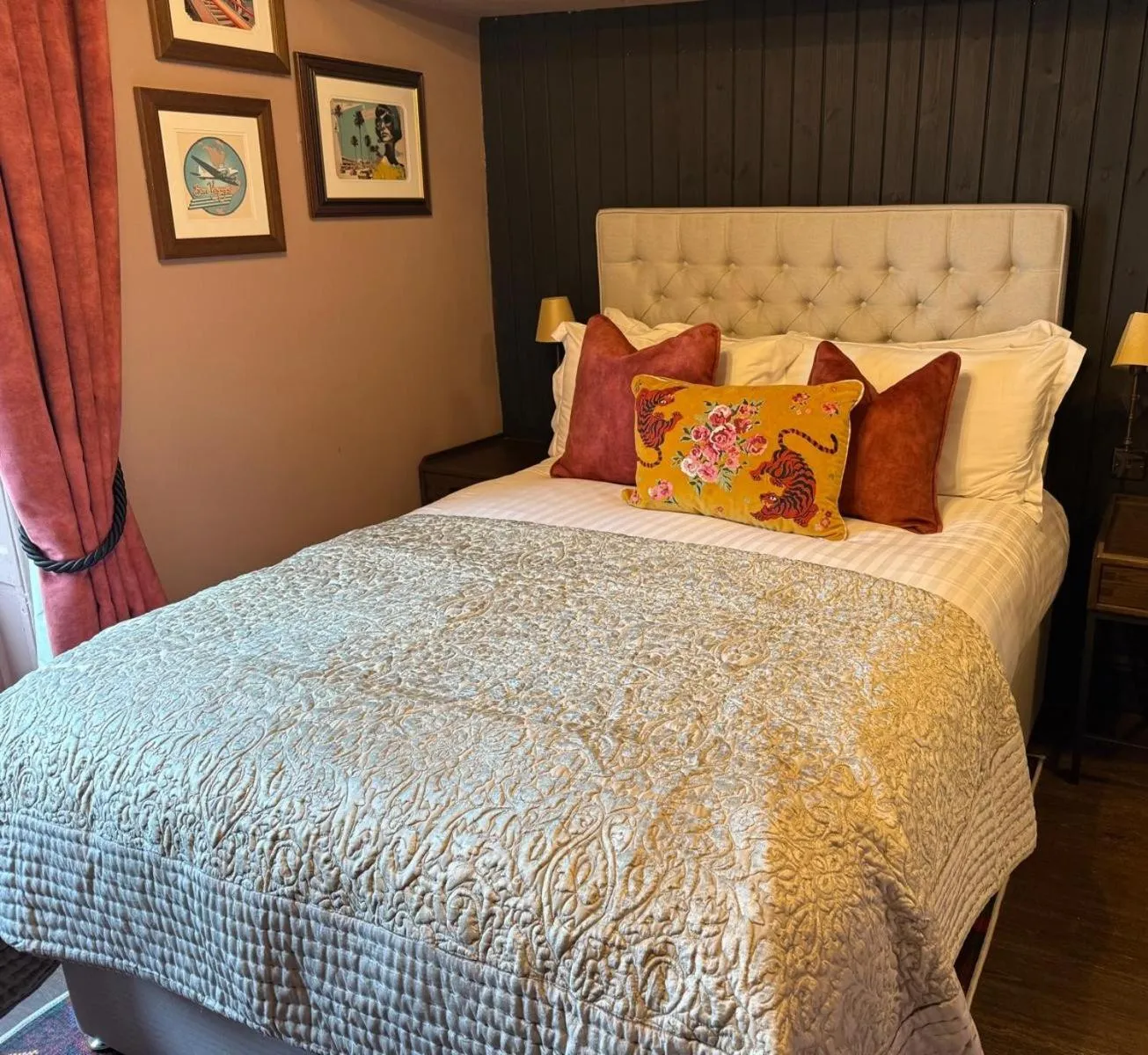 Bedroom, Bed in Punch House Monmouth