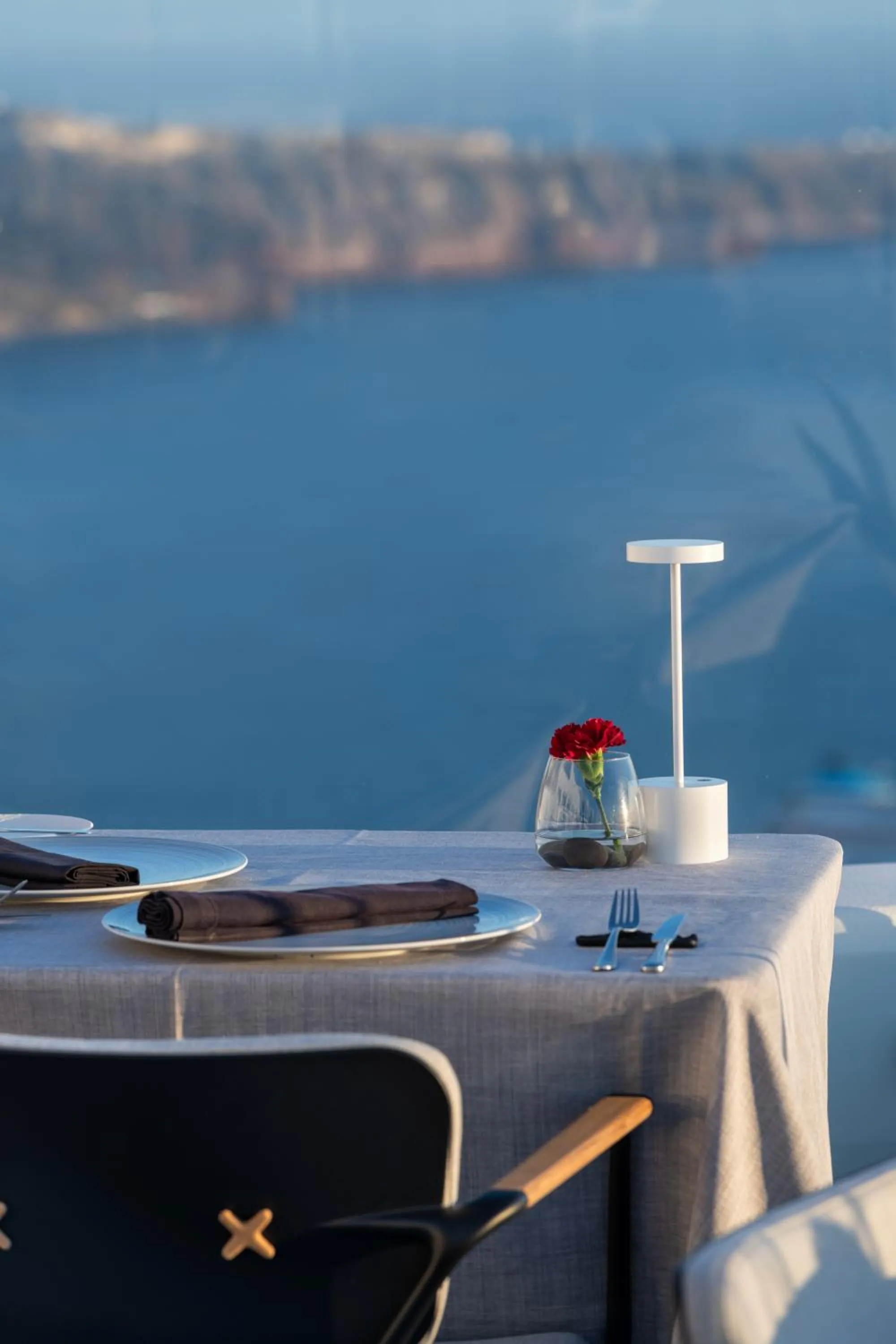 Restaurant/places to eat in Grace Hotel, Auberge Collection