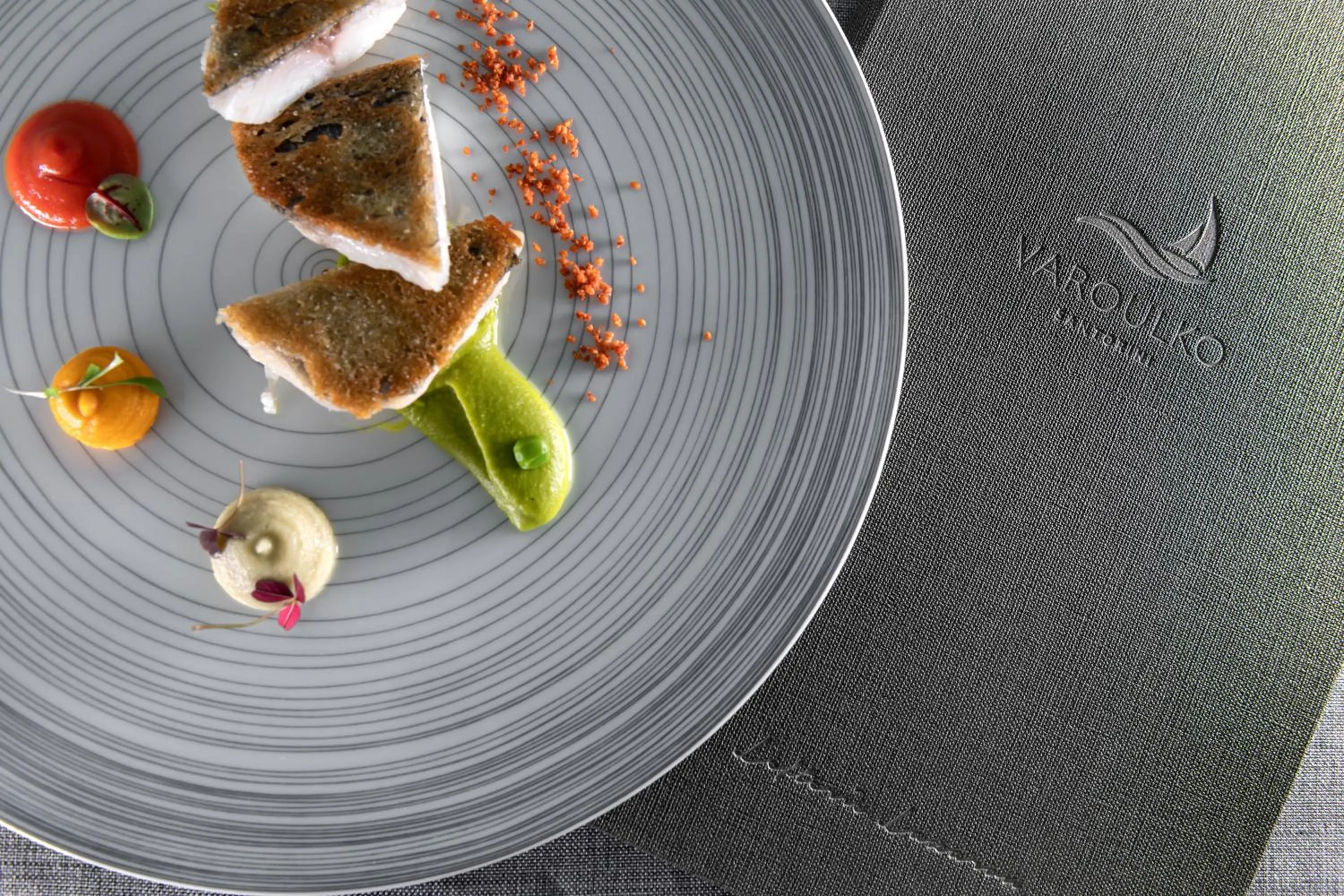 Restaurant/places to eat in Grace Hotel, Auberge Collection