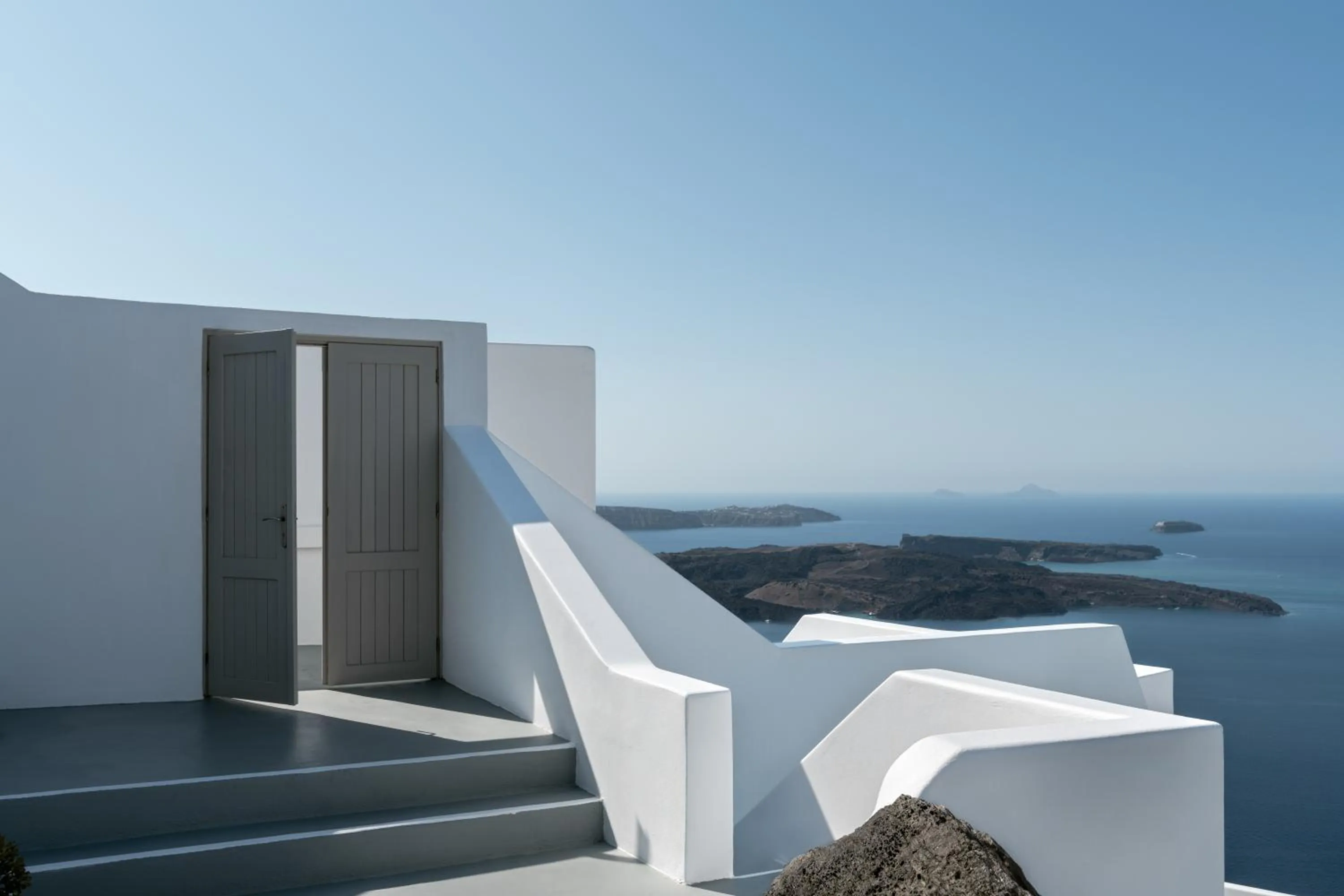 Day in Grace Hotel, Auberge Collection