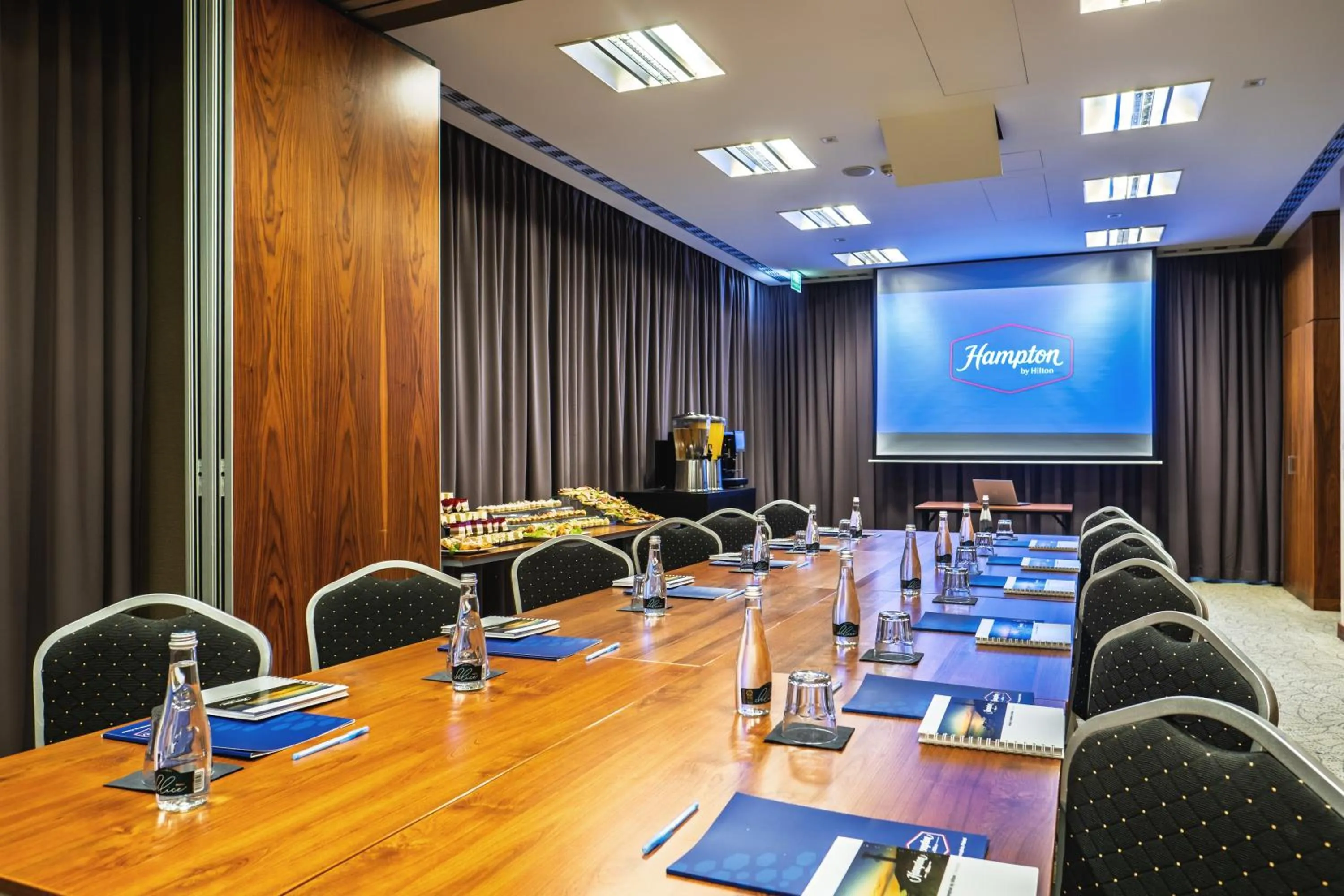 Meeting/conference room in Hampton by Hilton Świnoujscie