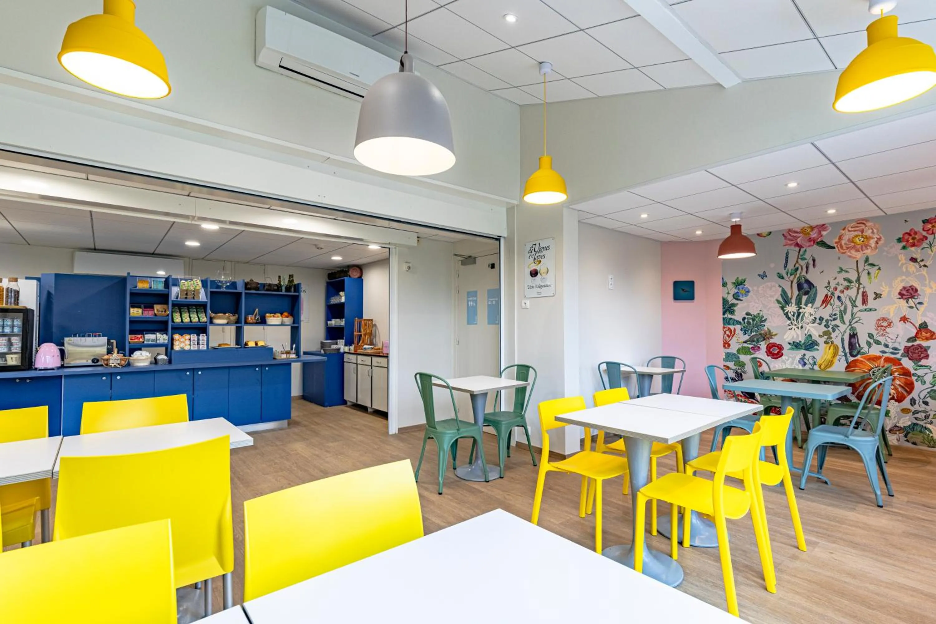 Breakfast in Vini Hotel