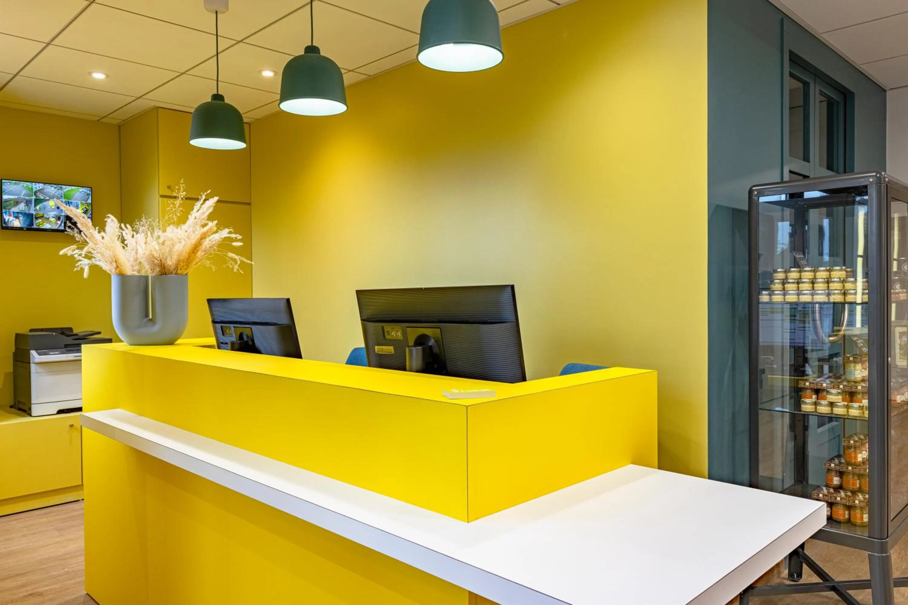 Lobby or reception in Vini Hotel