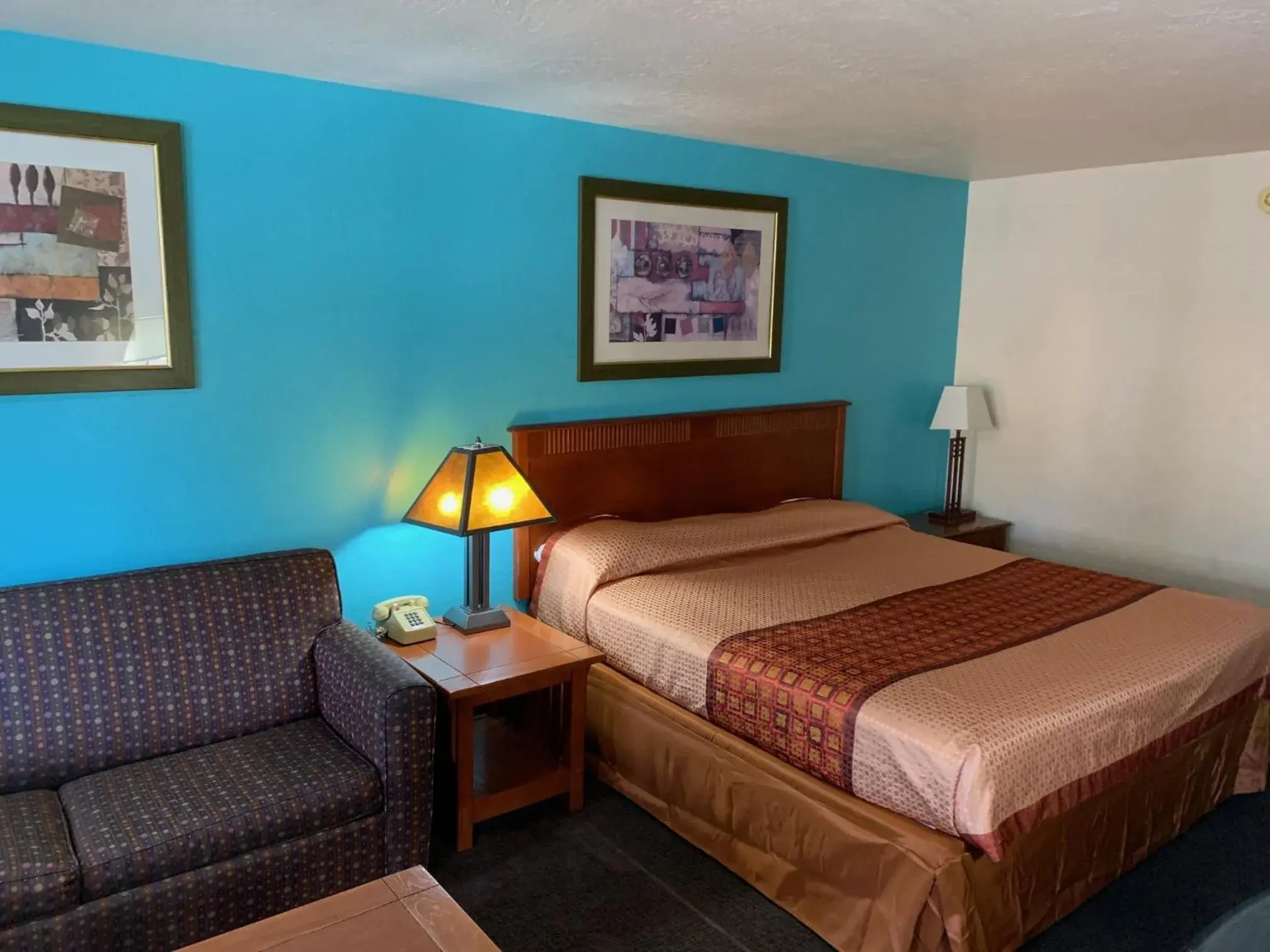 Bed in Claridge Inn - St. George Bed in Claridge Inn - St. George