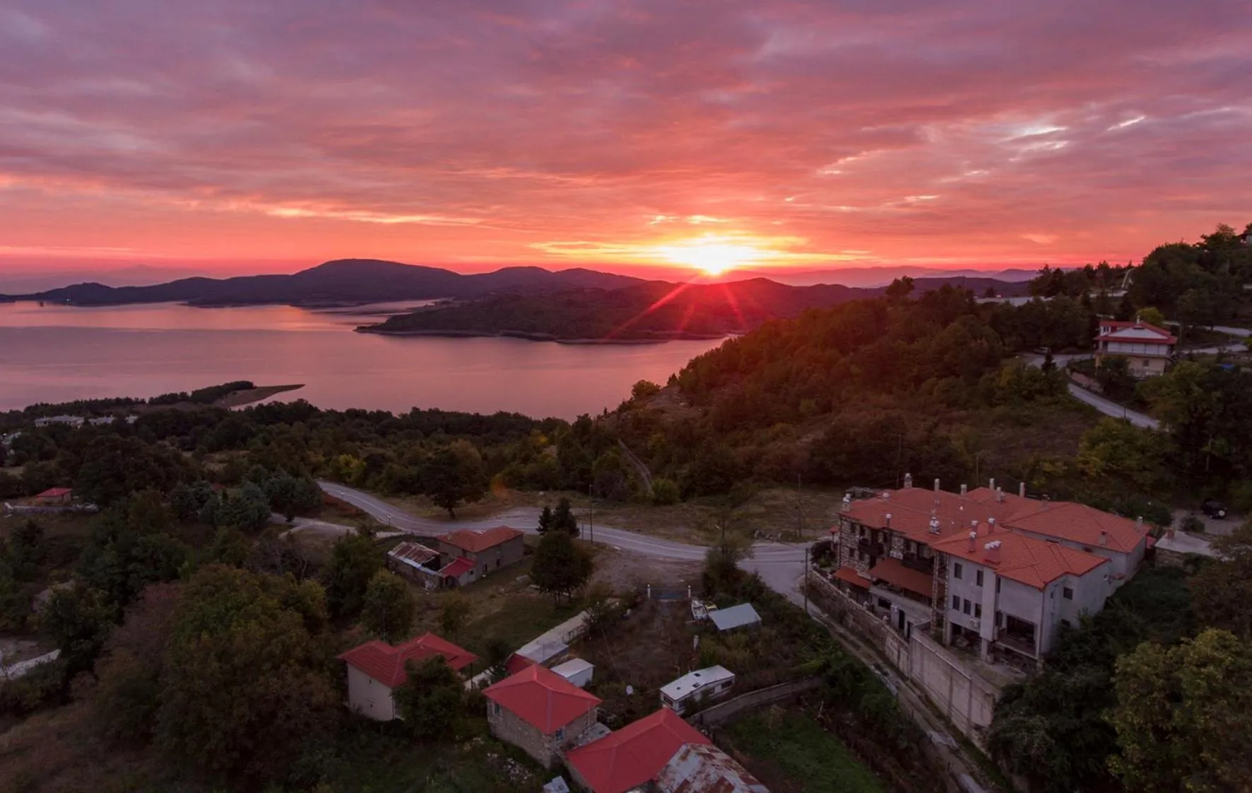 Pandion Luxury Boutique Hotel & Suites with Spa