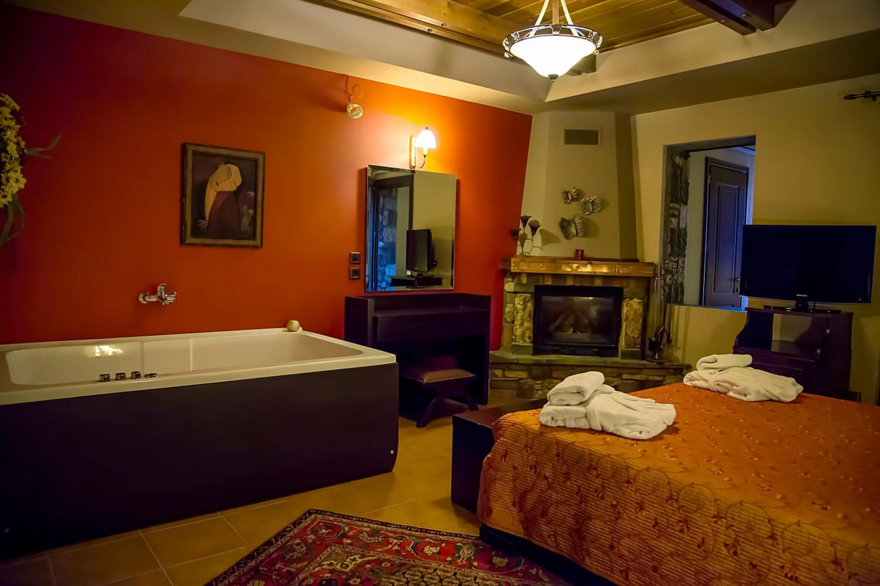 Hot Tub, Bed in Pandion Luxury Boutique Hotel & Suites with Spa