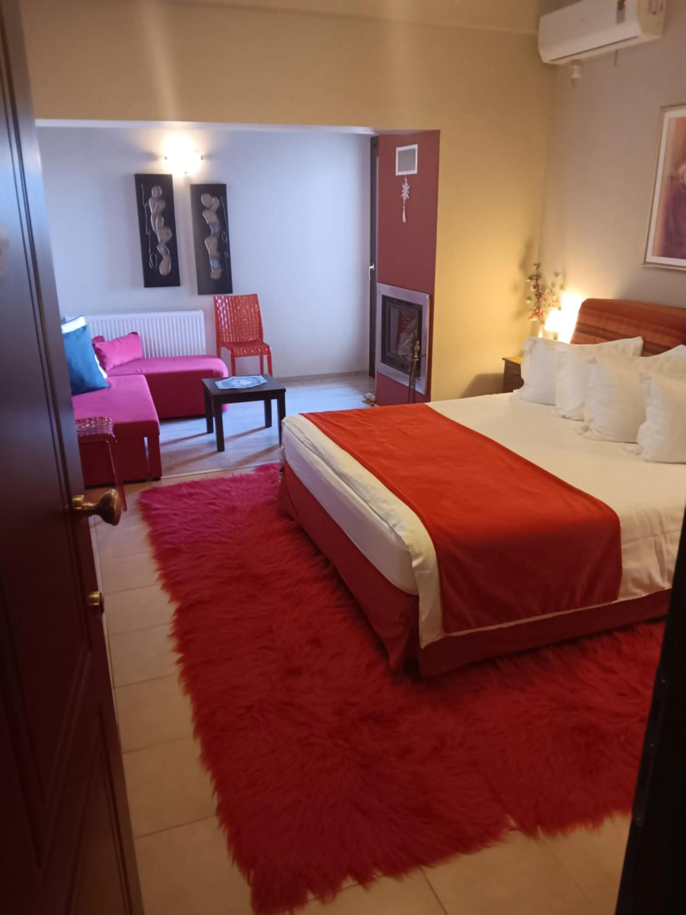 Bed in Pandion Luxury Boutique Hotel & Suites with Spa
