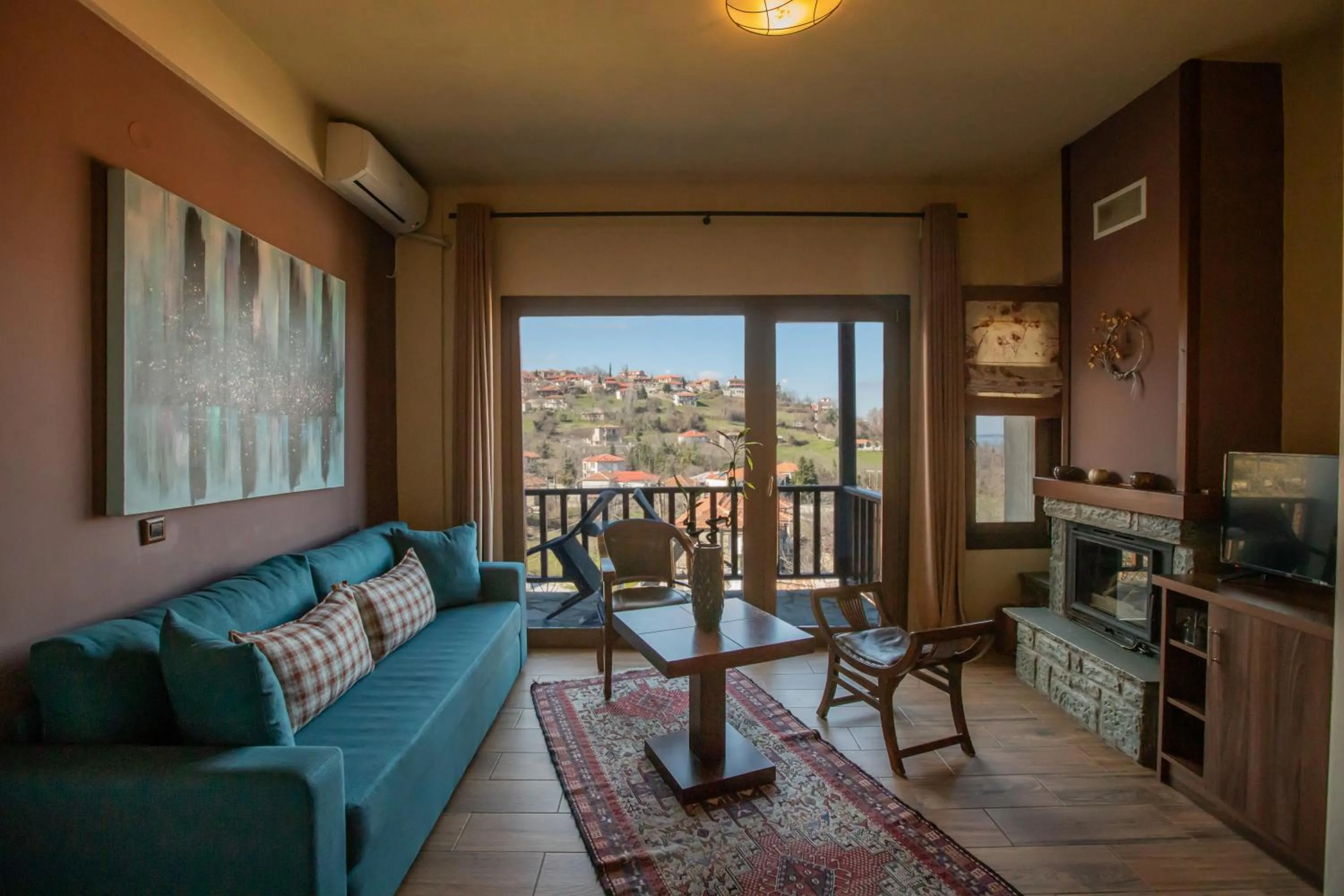 Pandion Luxury Boutique Hotel & Suites with Spa