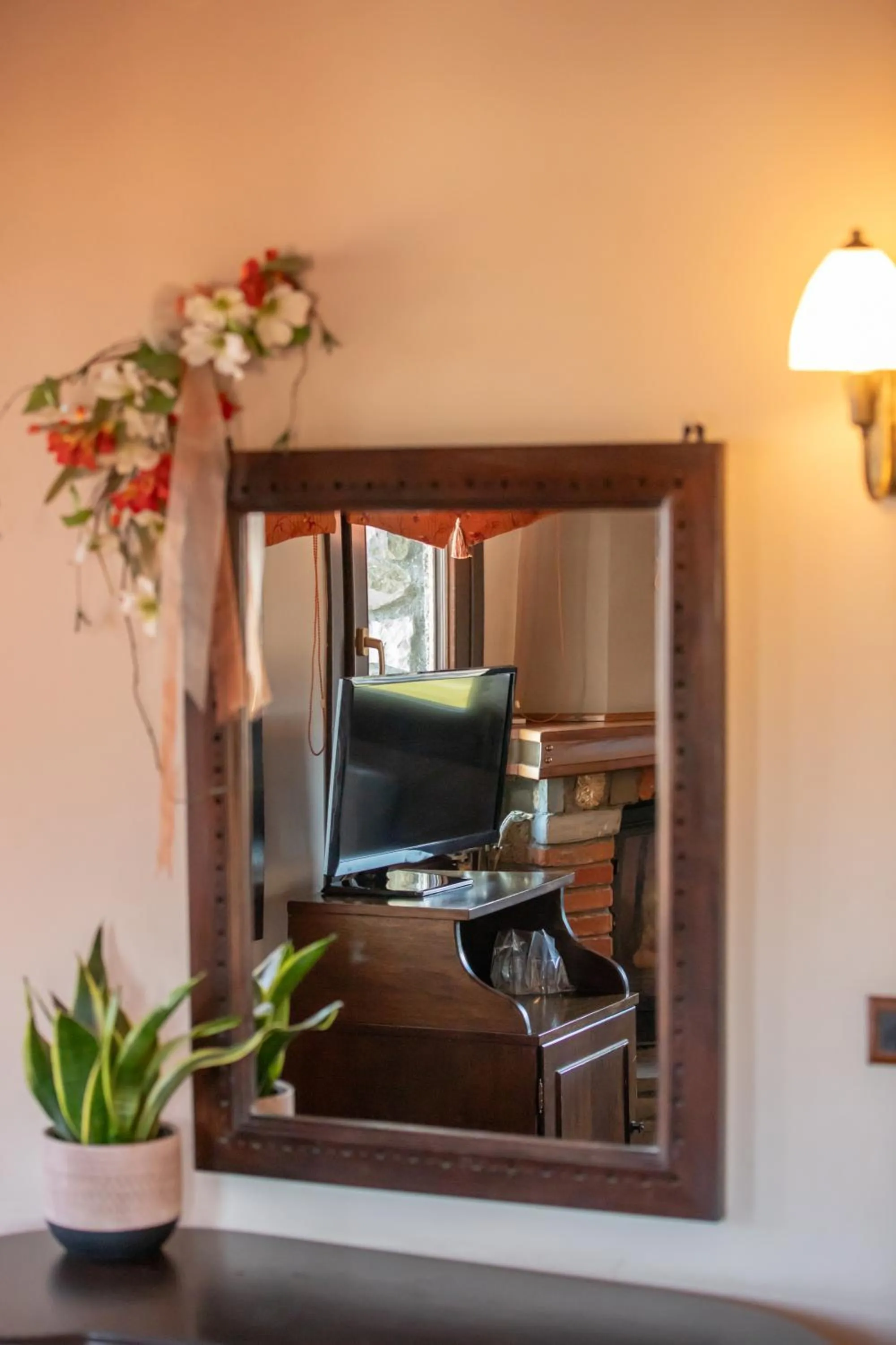 Pandion Luxury Boutique Hotel & Suites with Spa
