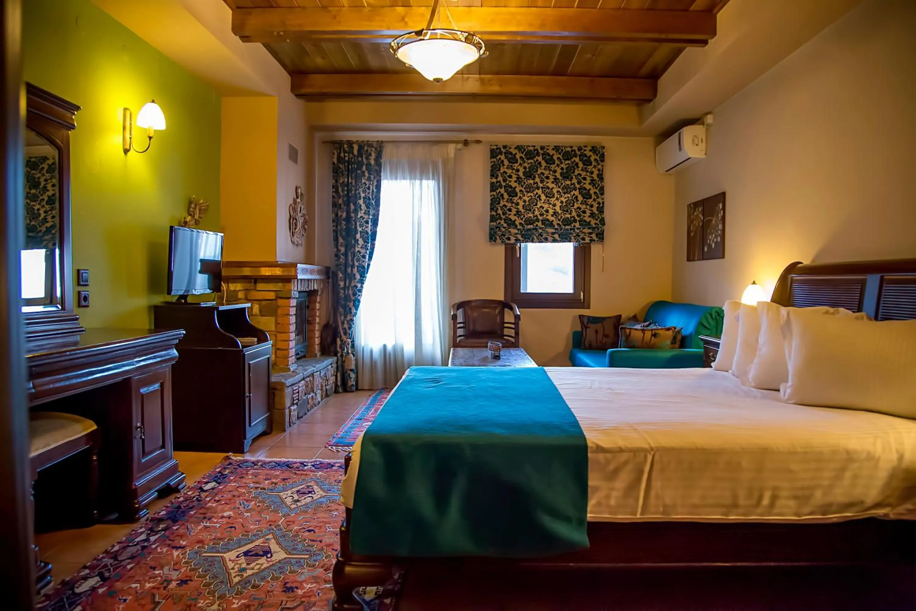 Living room, Bed in Pandion Luxury Boutique Hotel & Suites with Spa