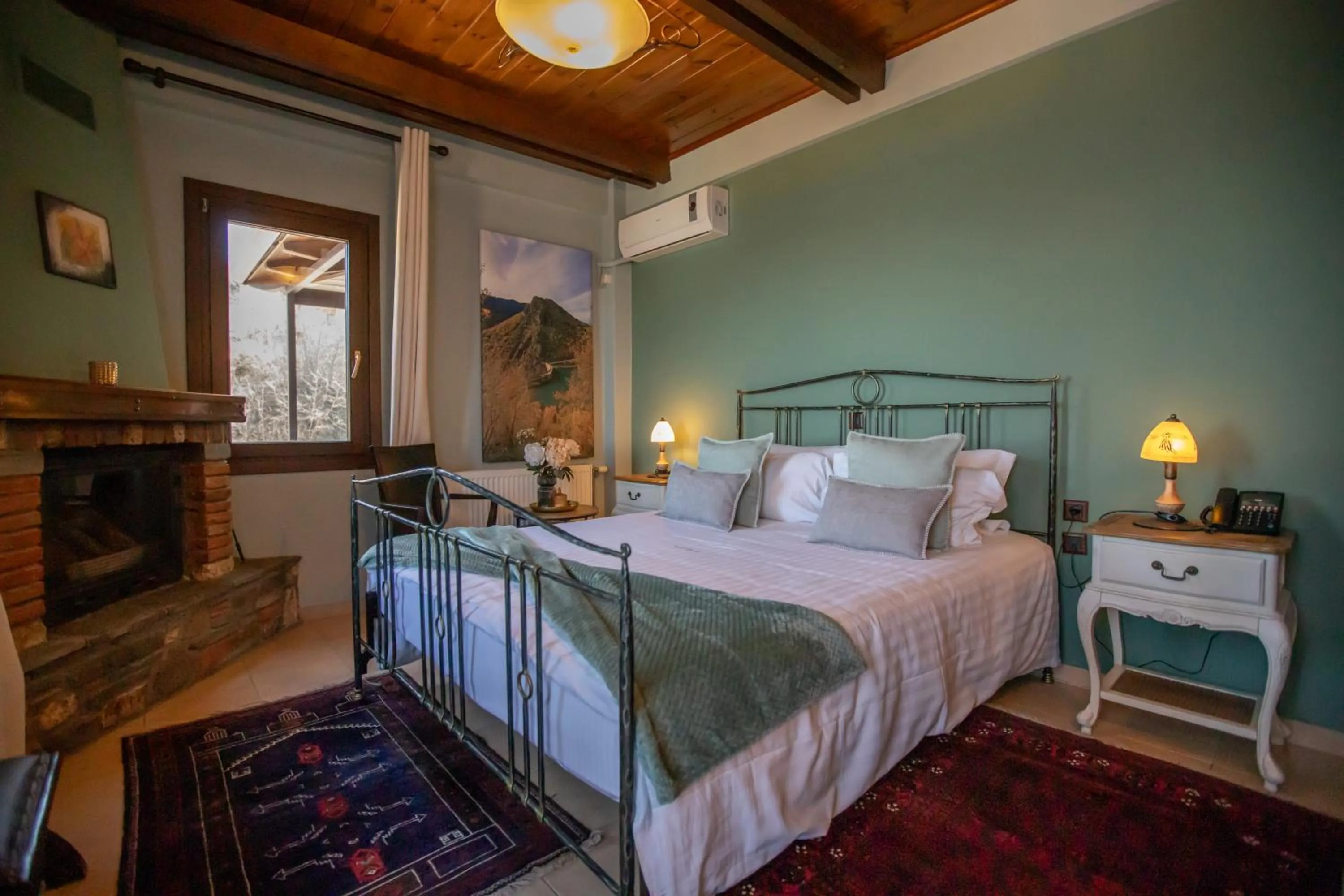 Bed in Pandion Luxury Boutique Hotel & Suites with Spa