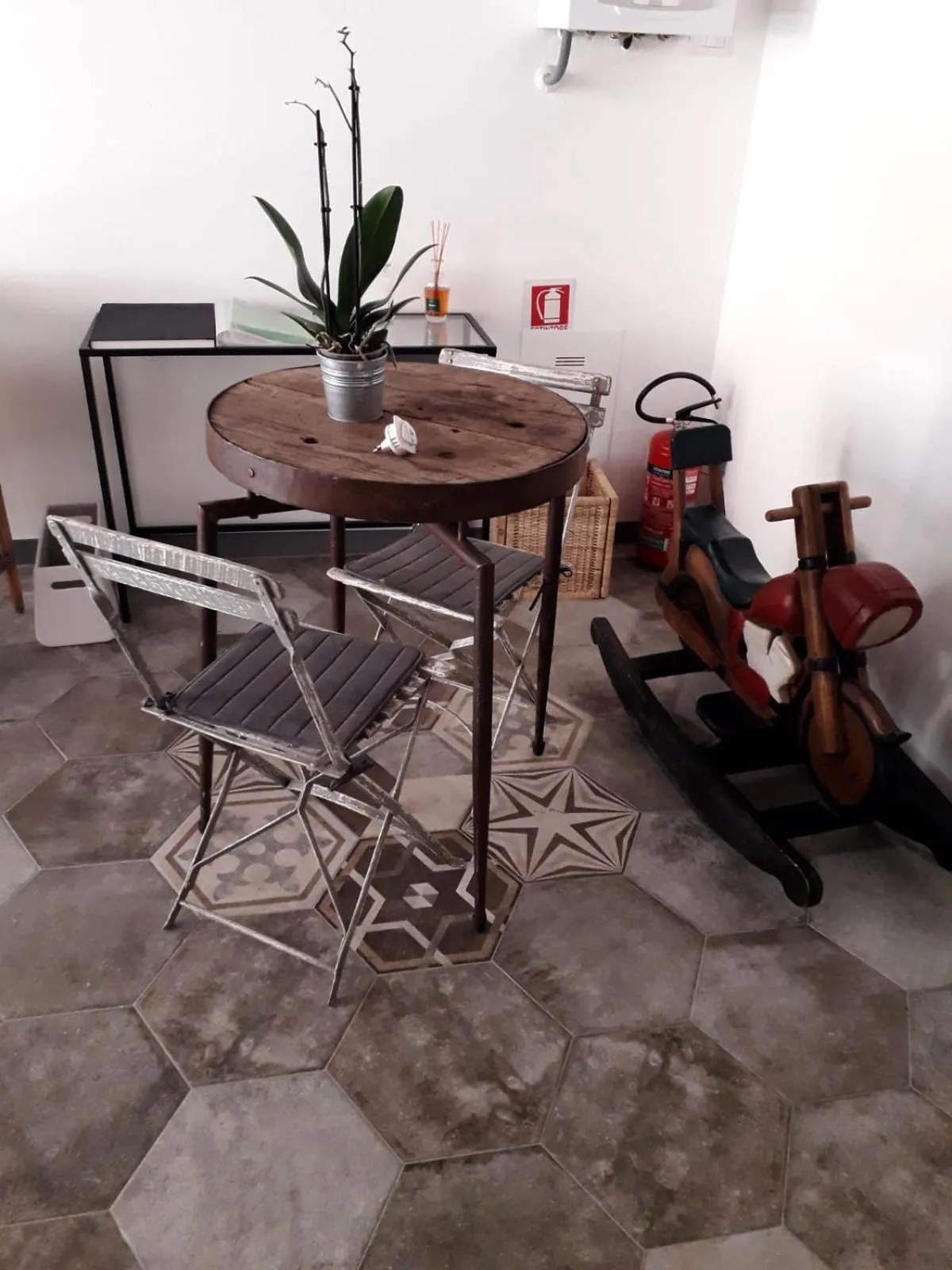 Communal lounge/ TV room in B&B Castellani