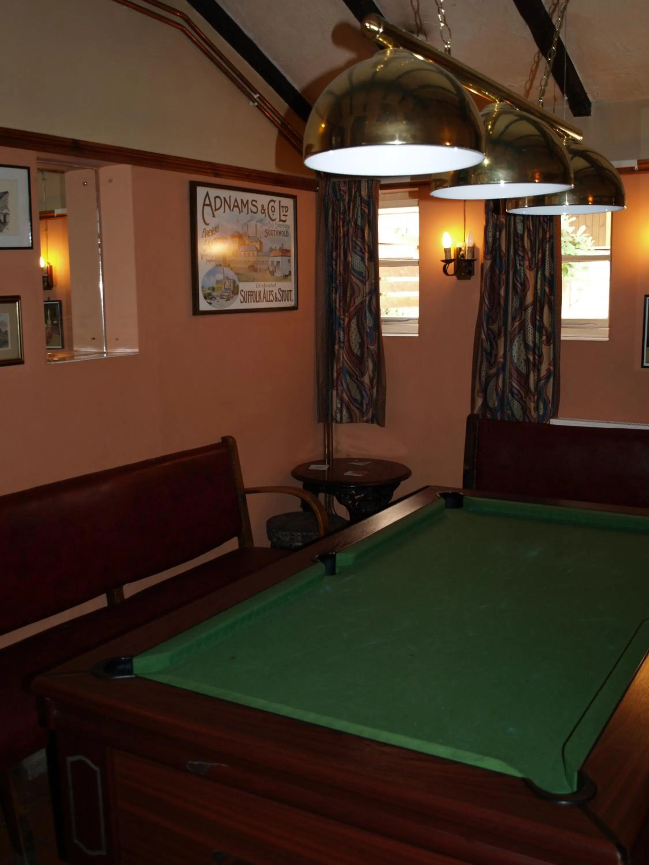 Billiard in The Olde Windmill Inn