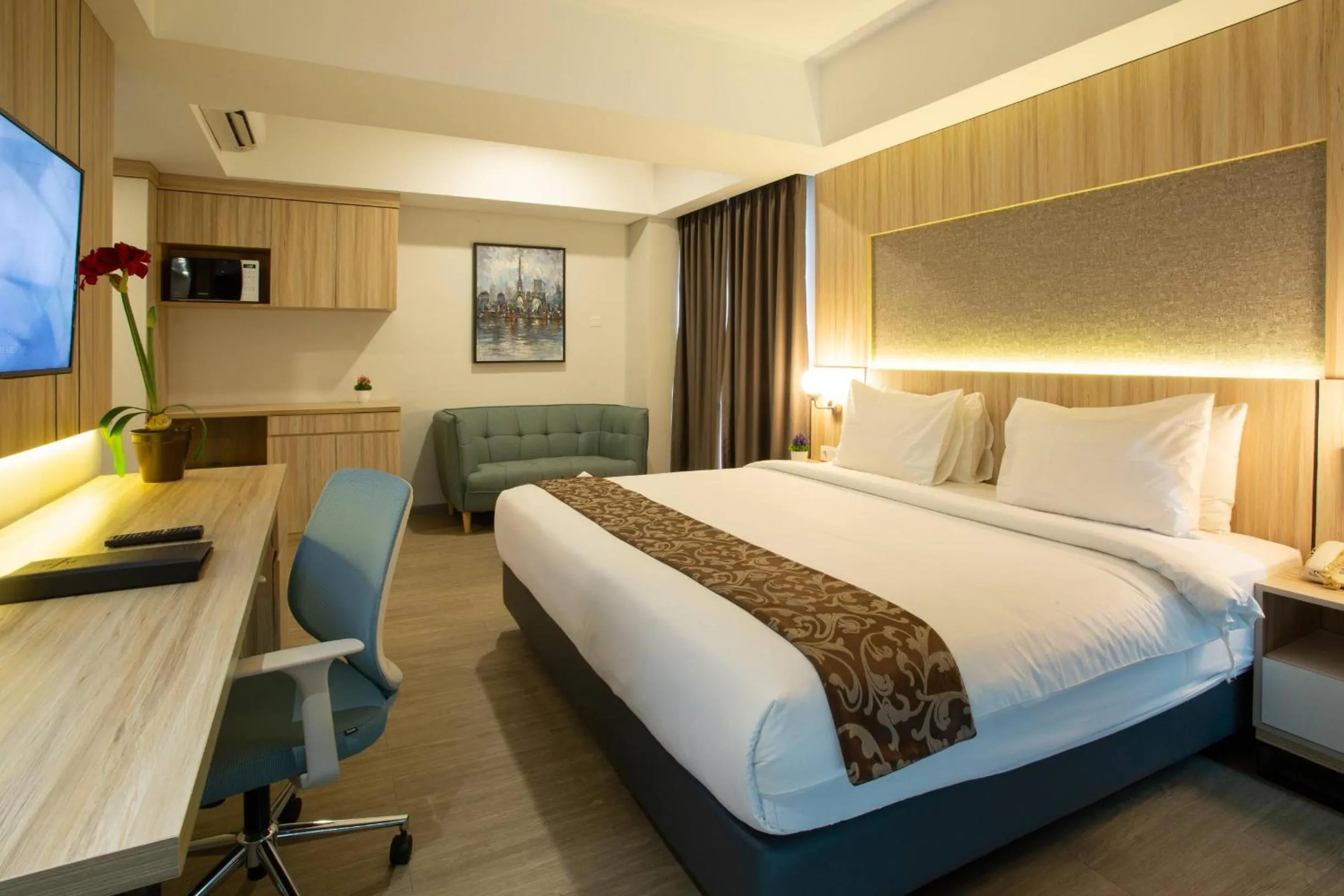 TV and multimedia, Bed in Avissa Suites