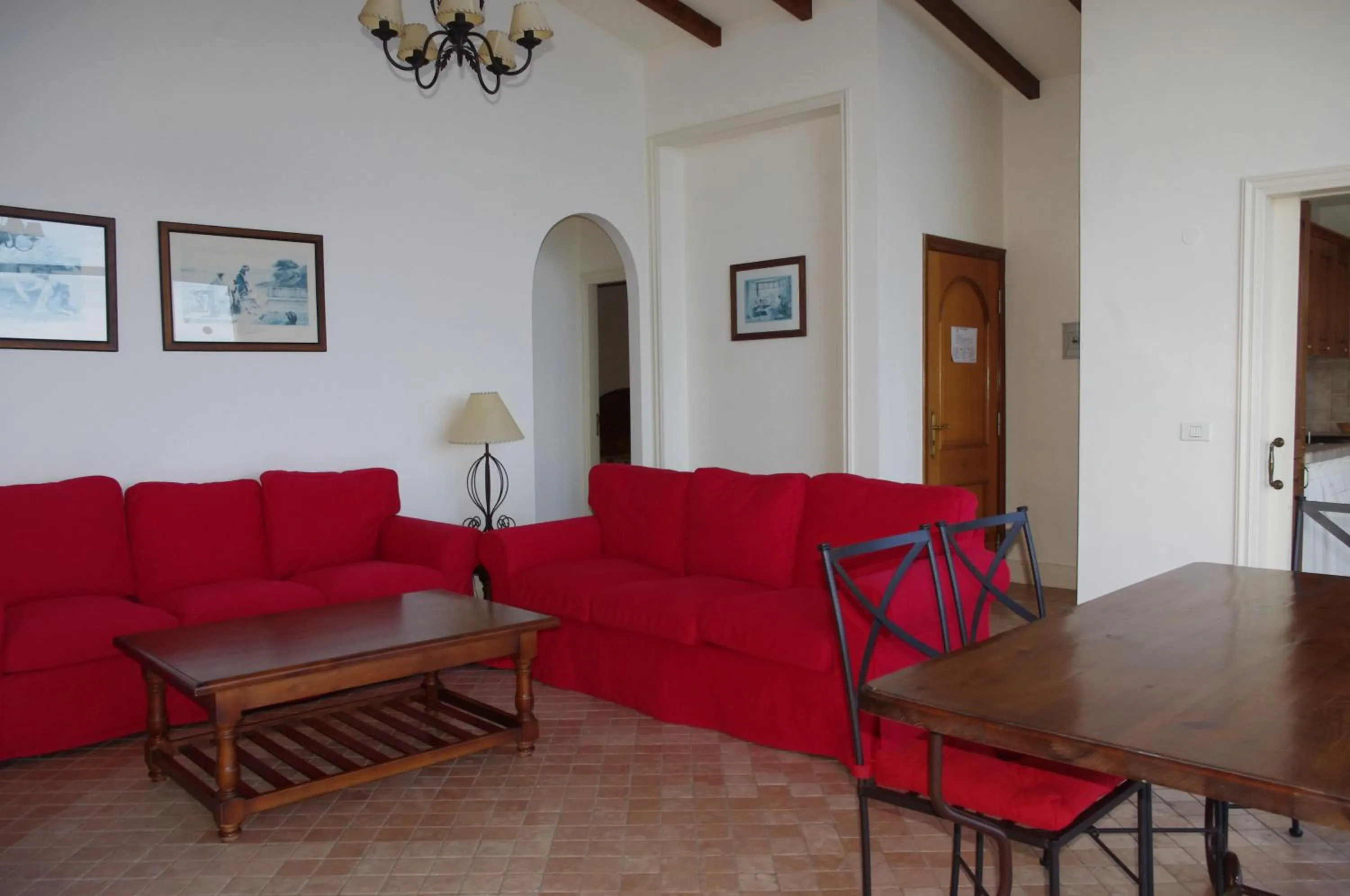Photo of the whole room in Apartamentos Playa de Los Roques