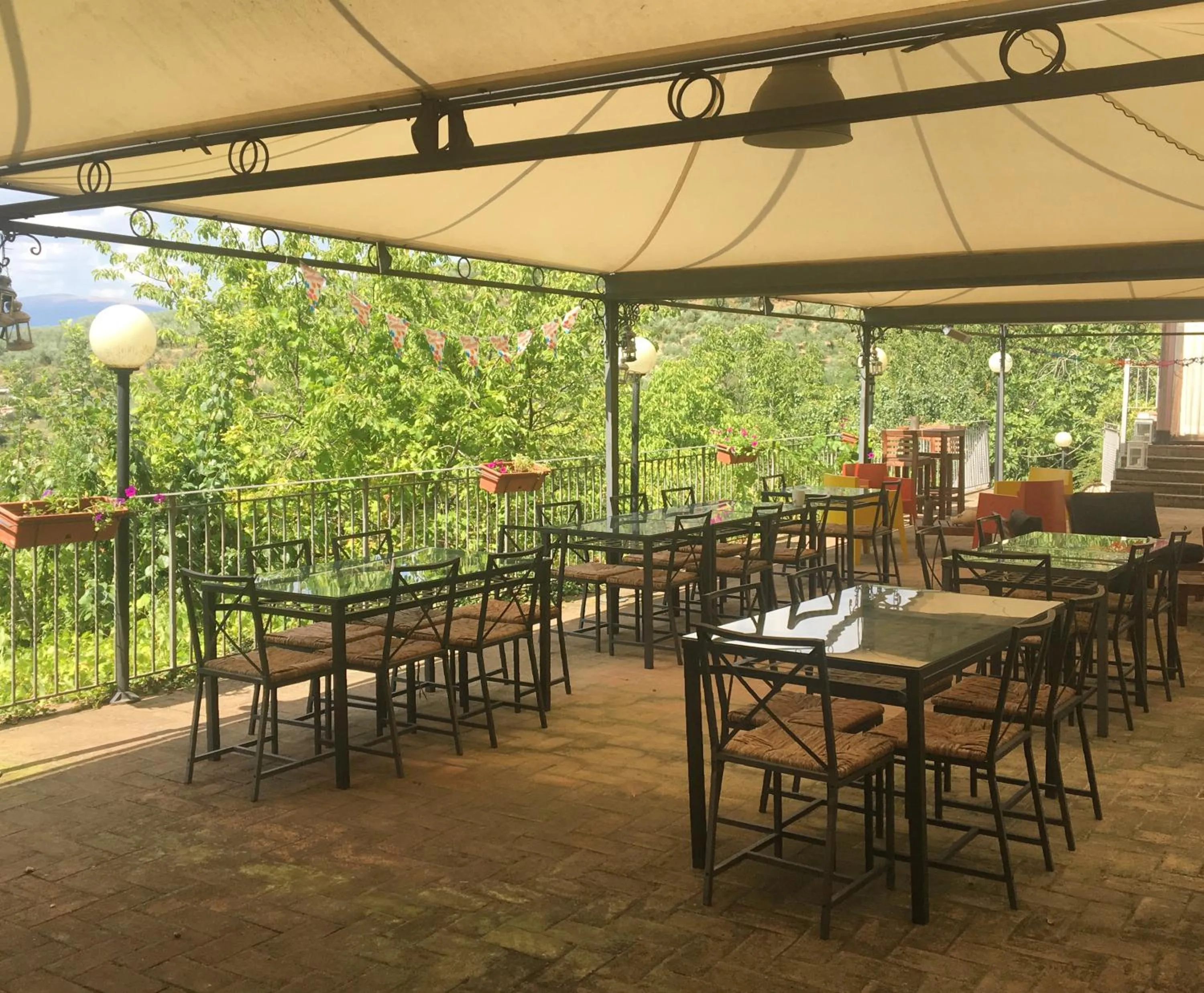 SetterHouseAgriHotel