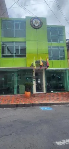 Vincent Suites Hotel