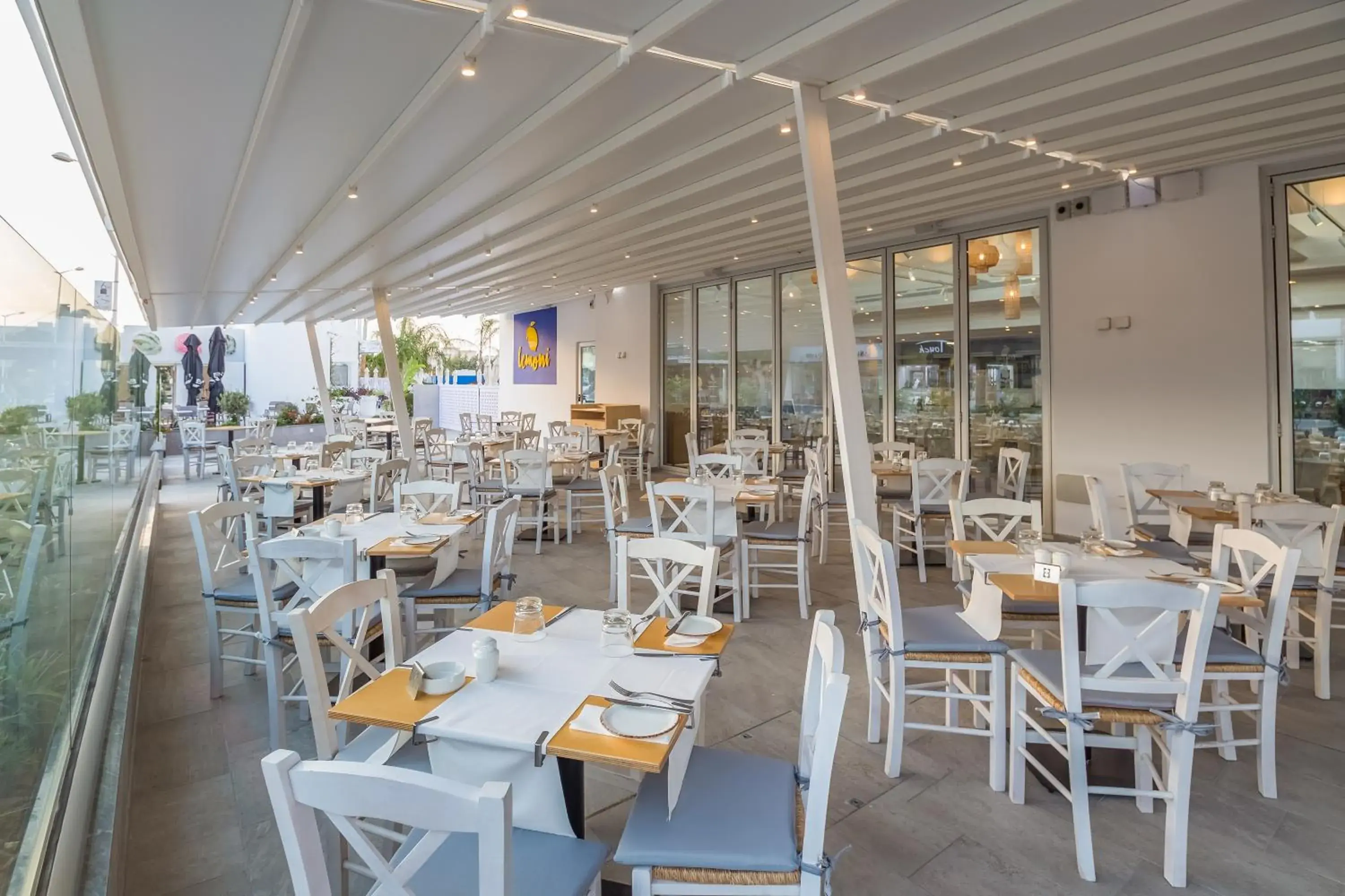 Restaurant/places to eat in Protaras Plaza Hotel Restaurant/places to eat in Protaras Plaza Hotel