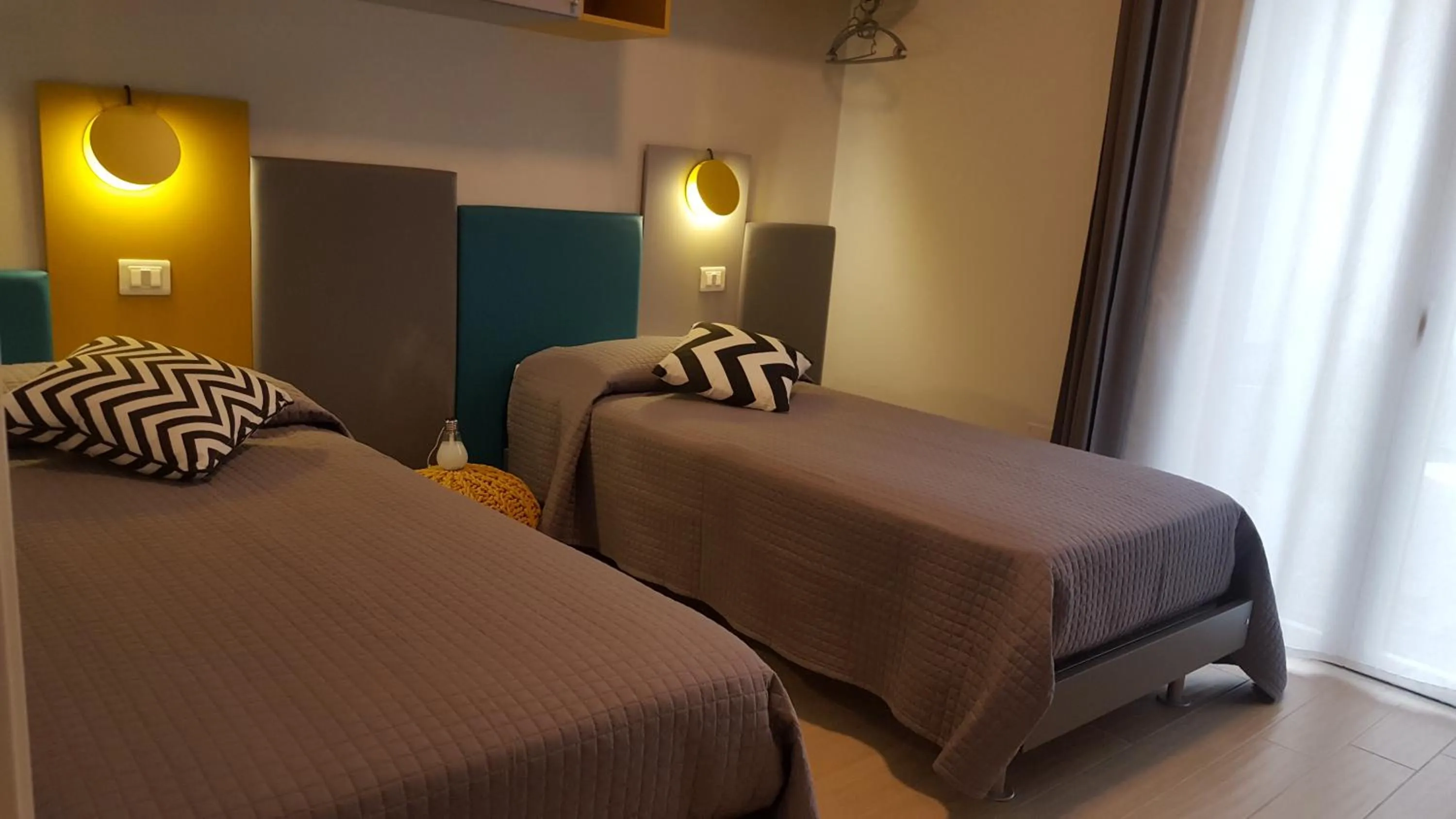 Bedroom, Bed in Dolce Vita