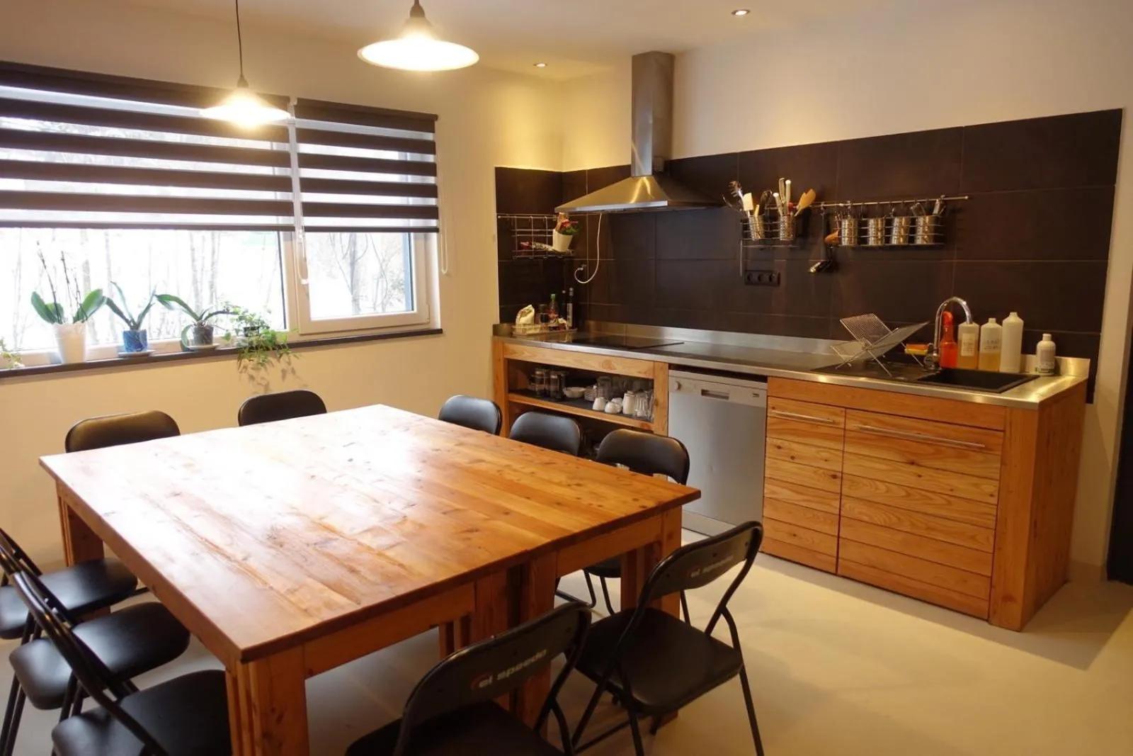 Communal kitchen in Flight Park Javorovy