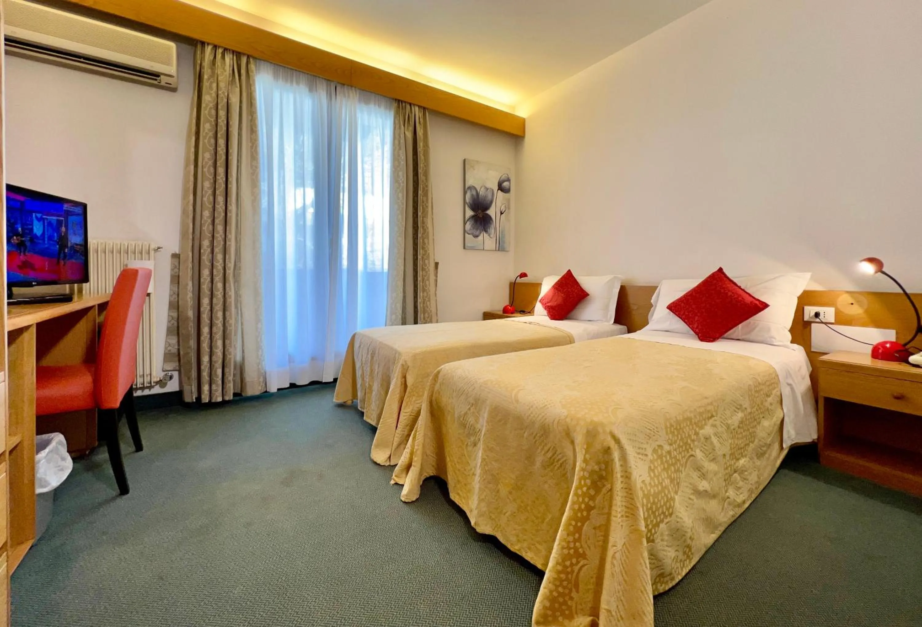 Bed in Hotel Bella Venezia