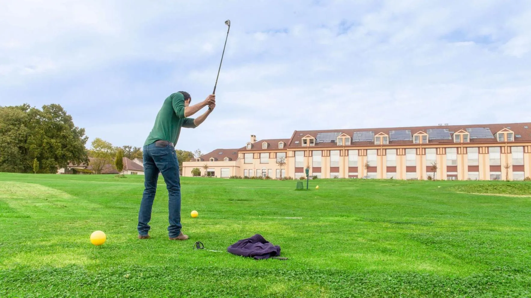 Facade/entrance in Le Green des Impressionnistes
