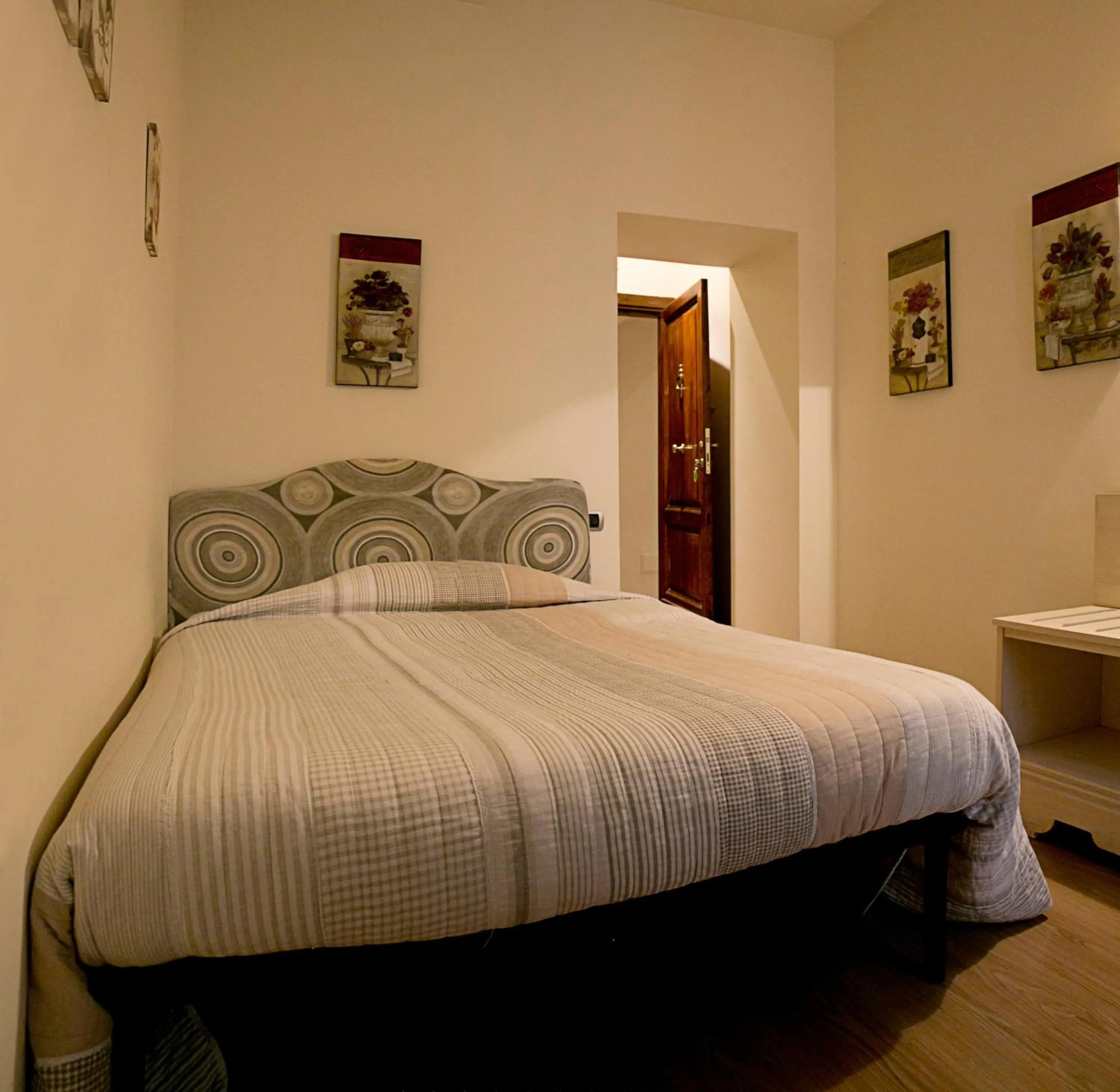 Photo of the whole room, Bed in B&B Piazza Del Popolo