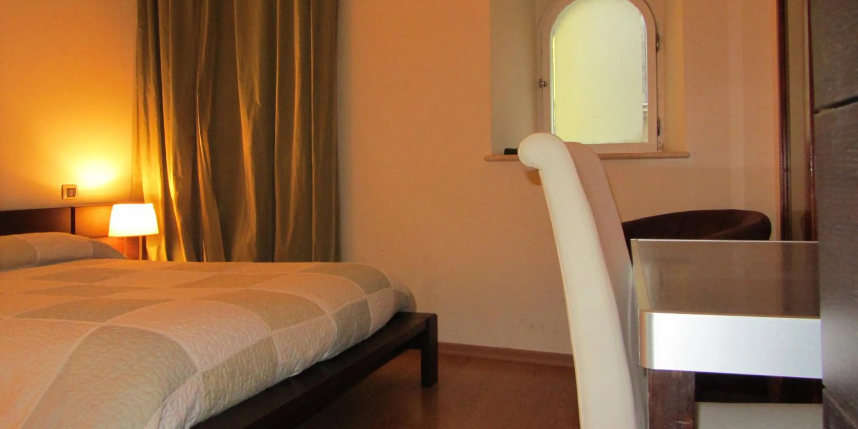 Decorative detail, Bed in B&B Piazza Del Popolo