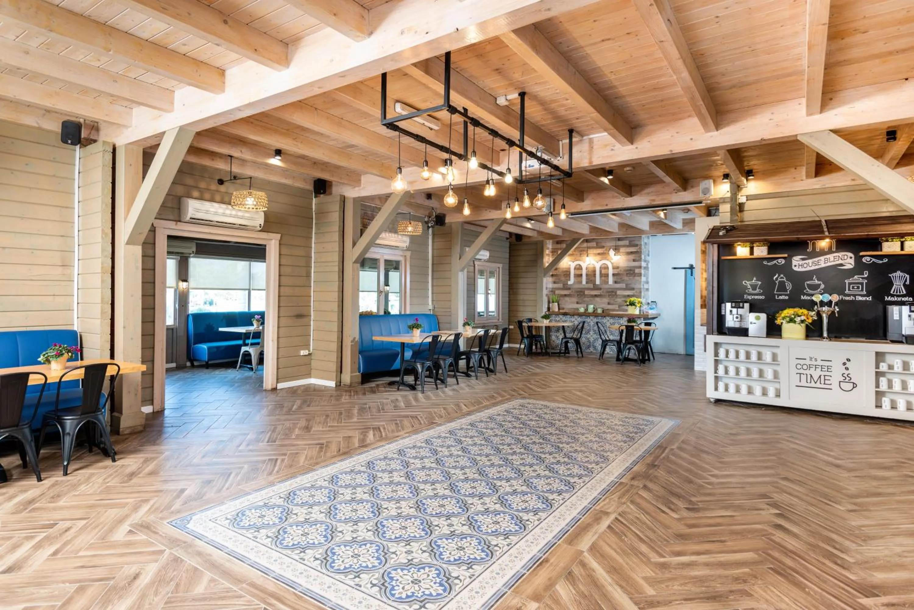 Restaurant/places to eat in The Village- Jordan Riverside Travel Hotel