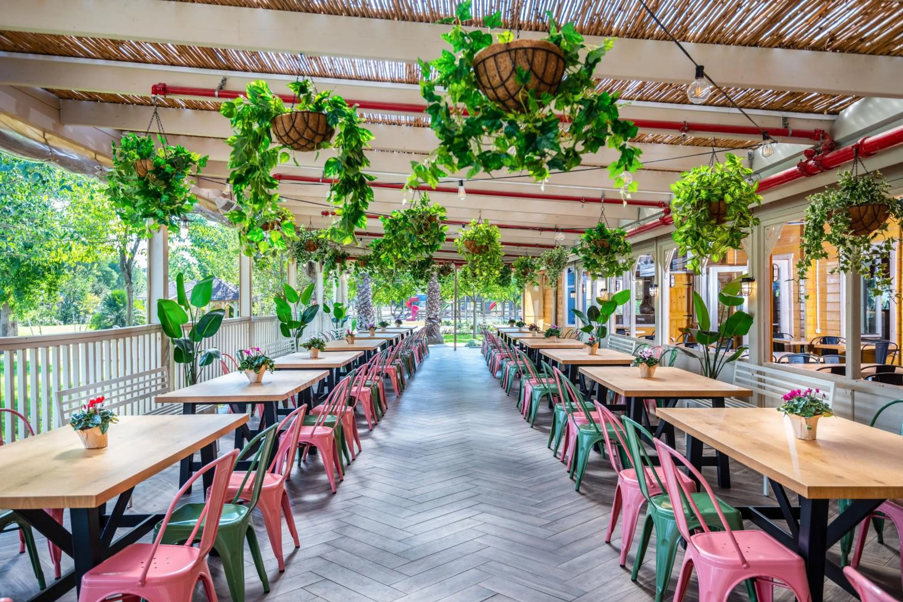 Restaurant/places to eat in The Village- Jordan Riverside Travel Hotel