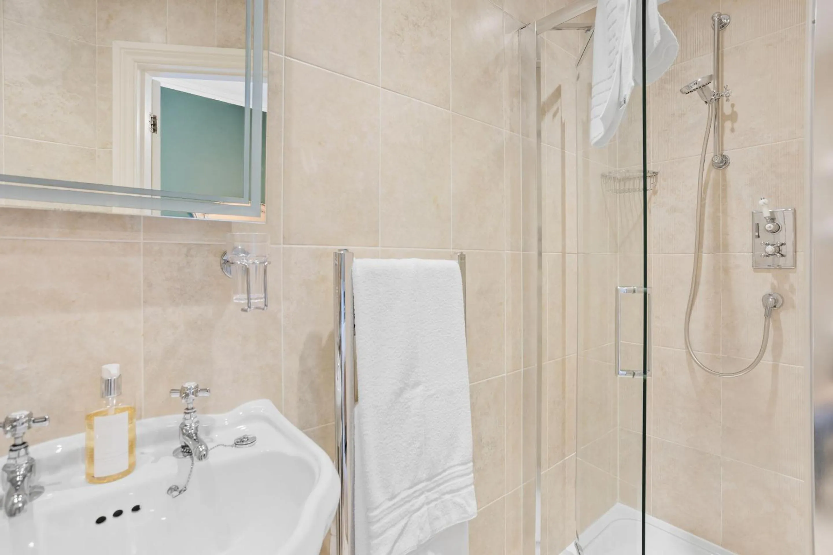 Bathroom in Kingston House