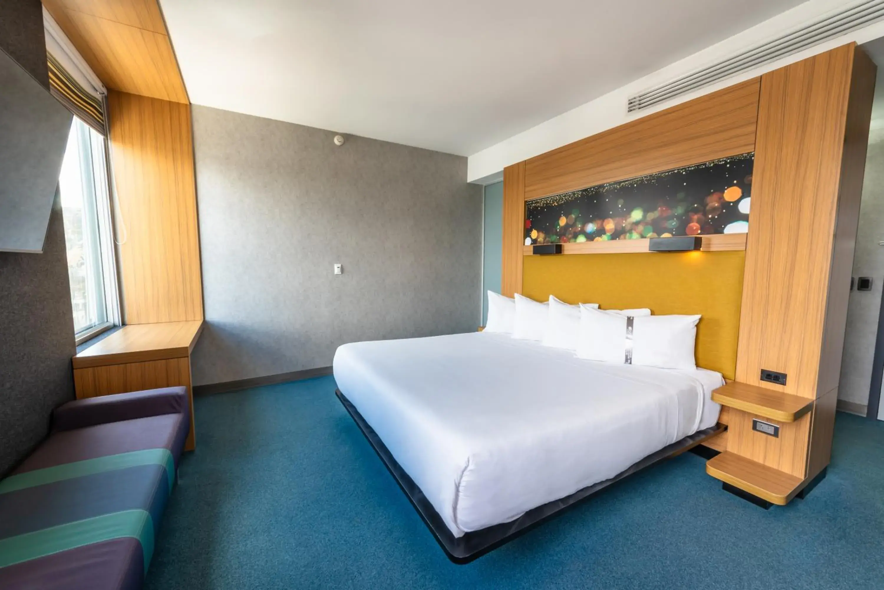 Bed in Aloft Bogotá Airport Bed in Aloft Bogotá Airport