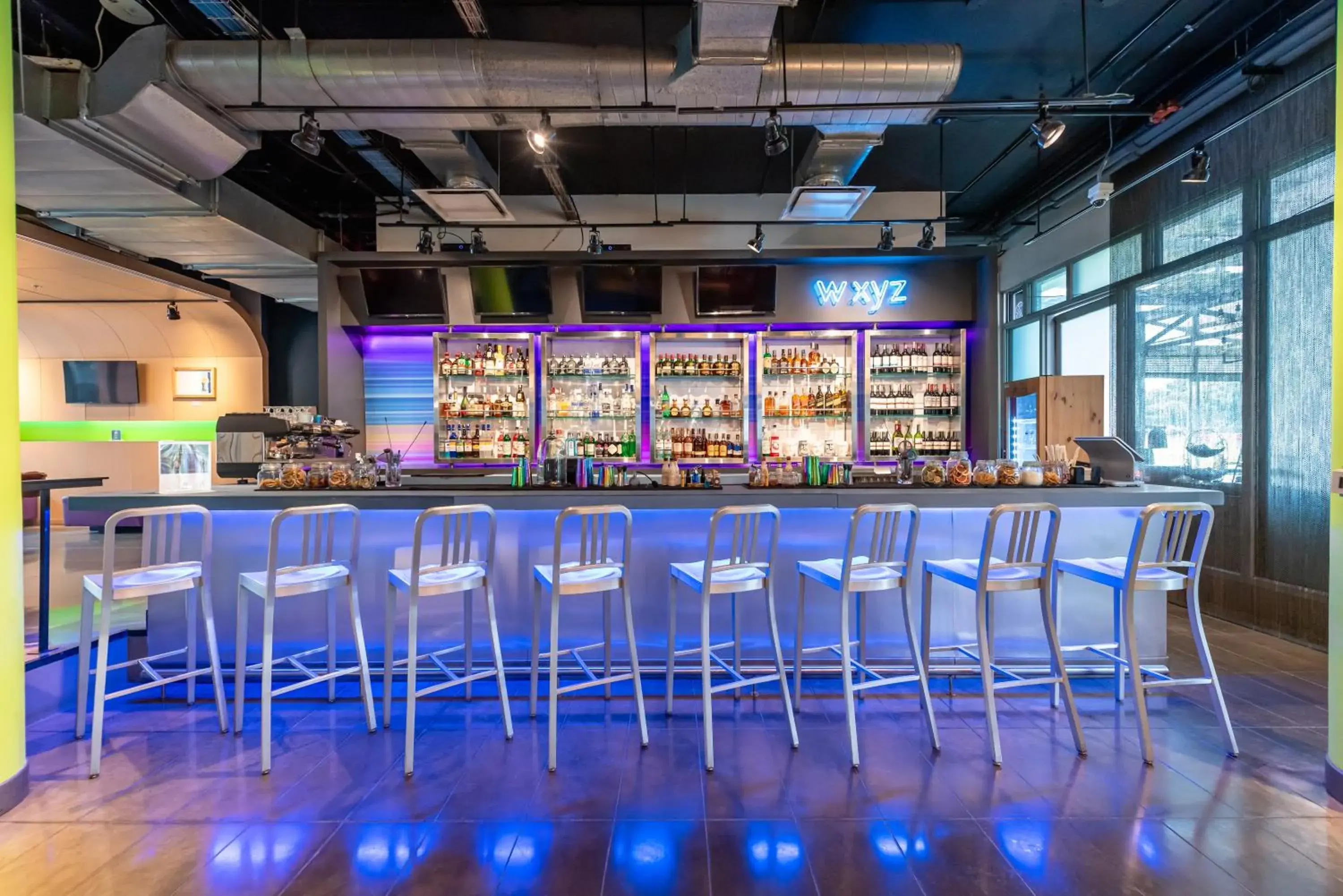 Lounge or bar in Aloft Bogotá Airport Lounge or bar in Aloft Bogotá Airport