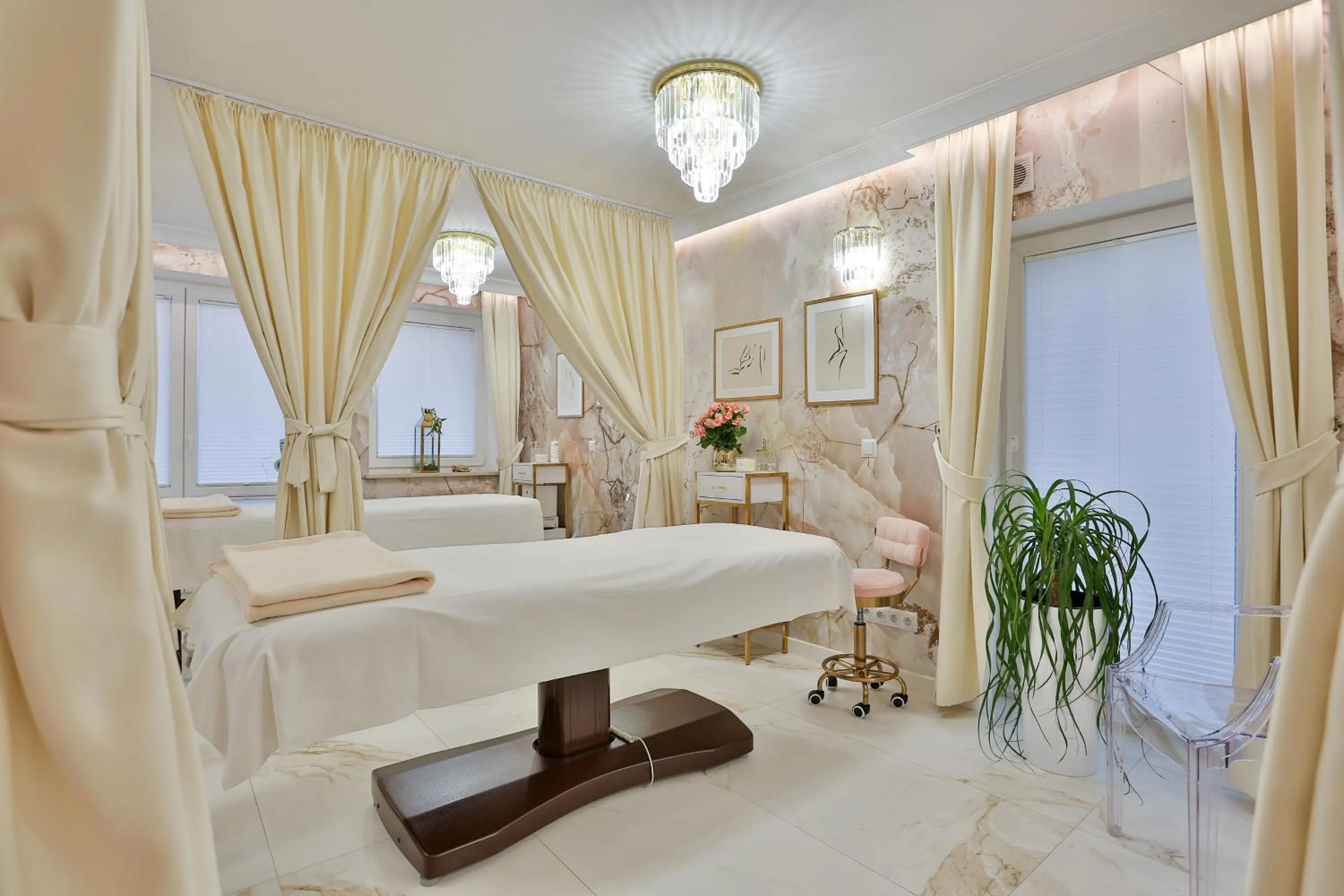 Massage, Bed in Hotel Wiosna