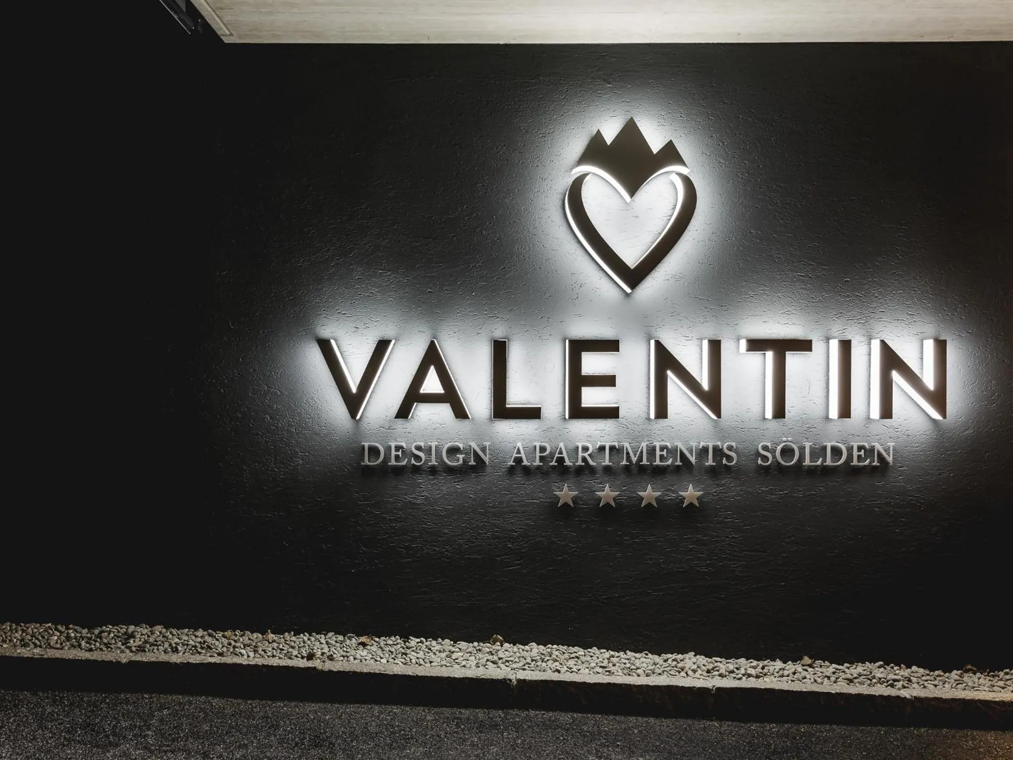 Property logo or sign in Valentin Design Apartments
