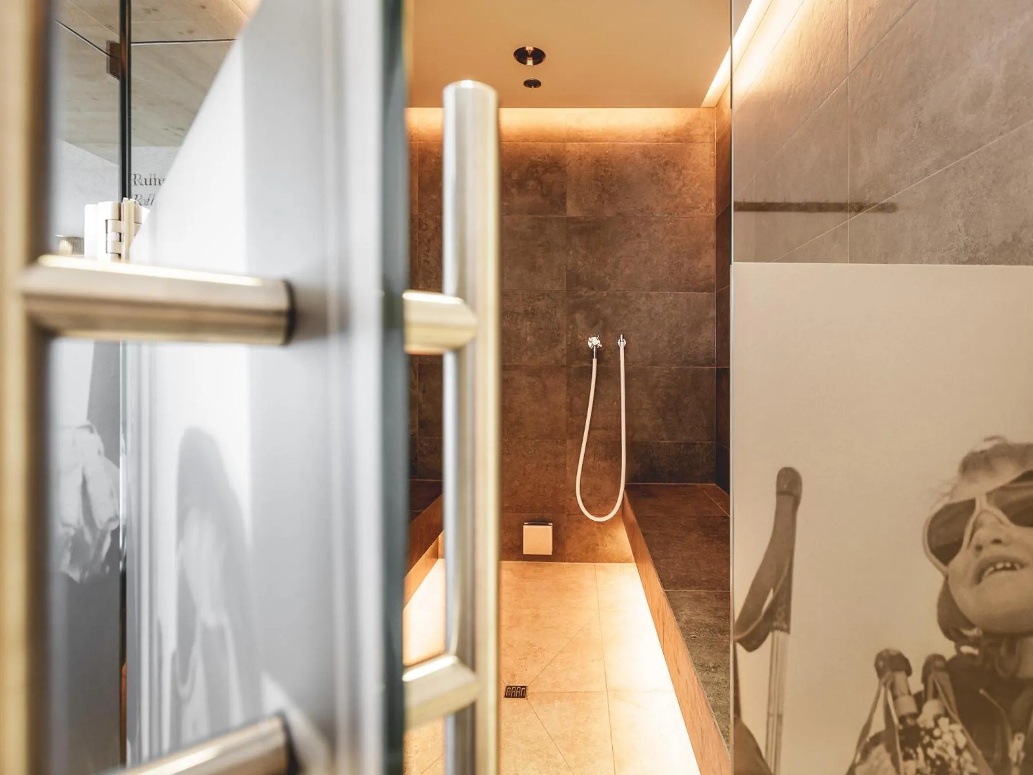 Steam room in Valentin Design Apartments