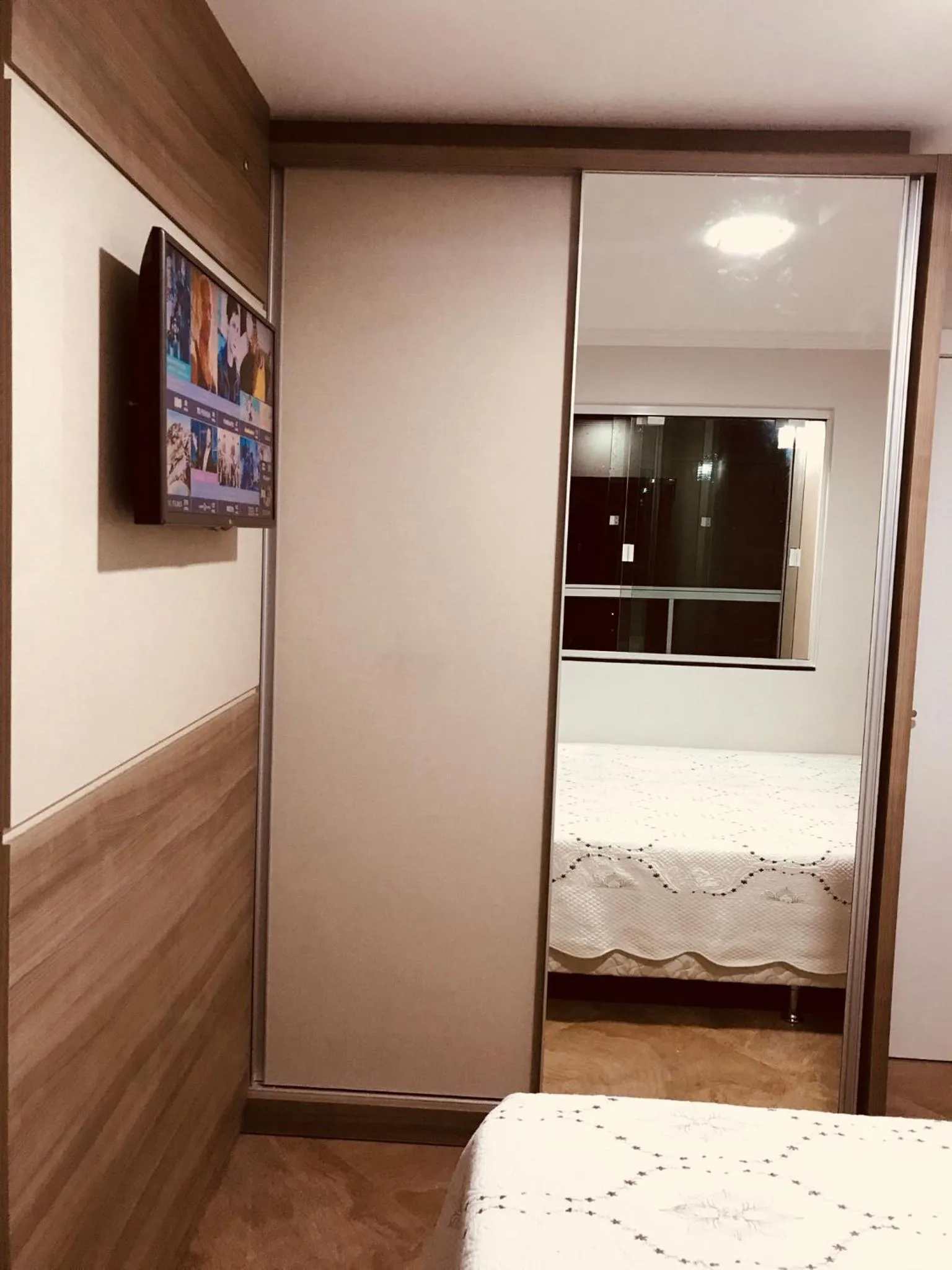 Bed in Cobertura Edf. GM
