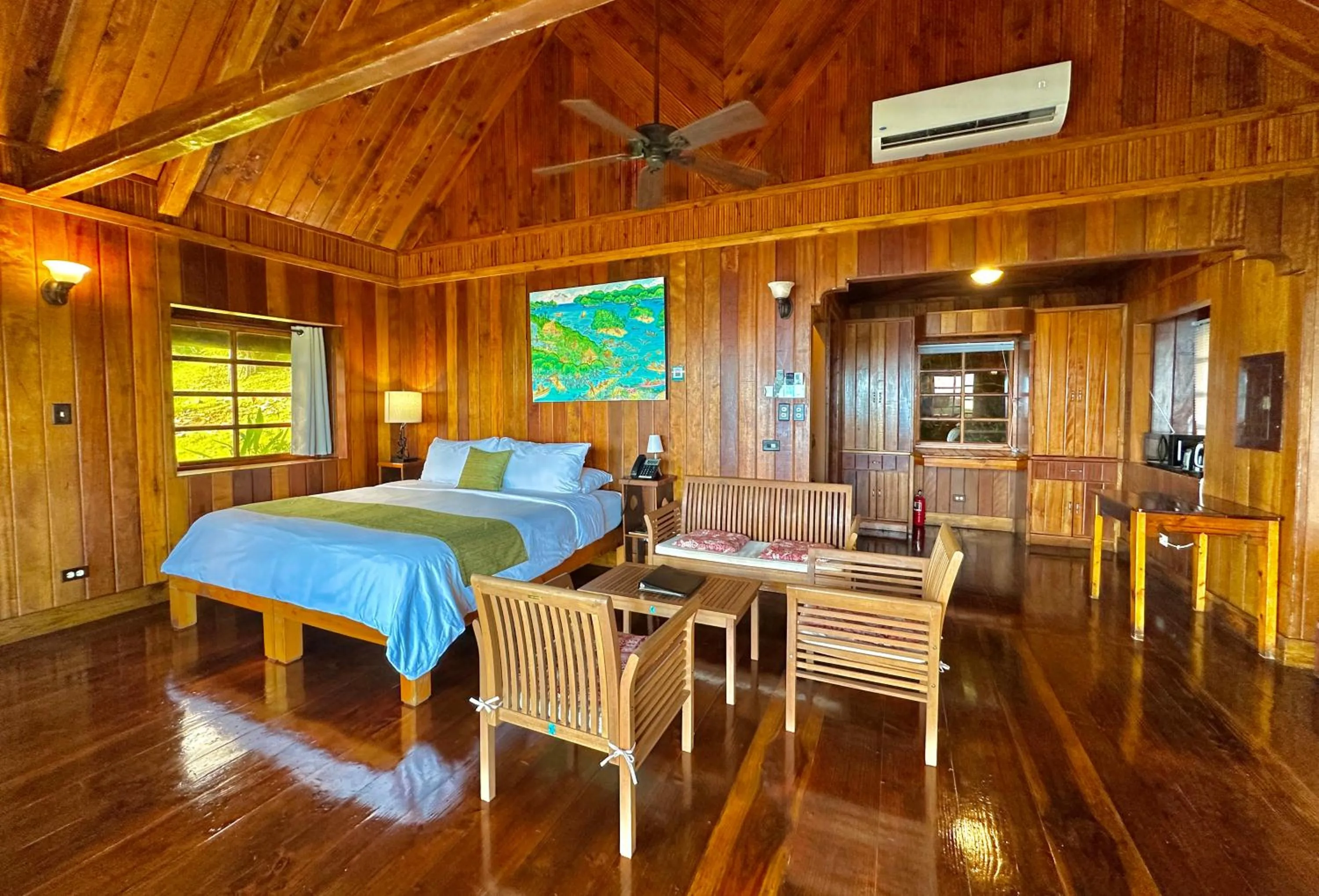 Bedroom, Bed in Palau Carolines Resort