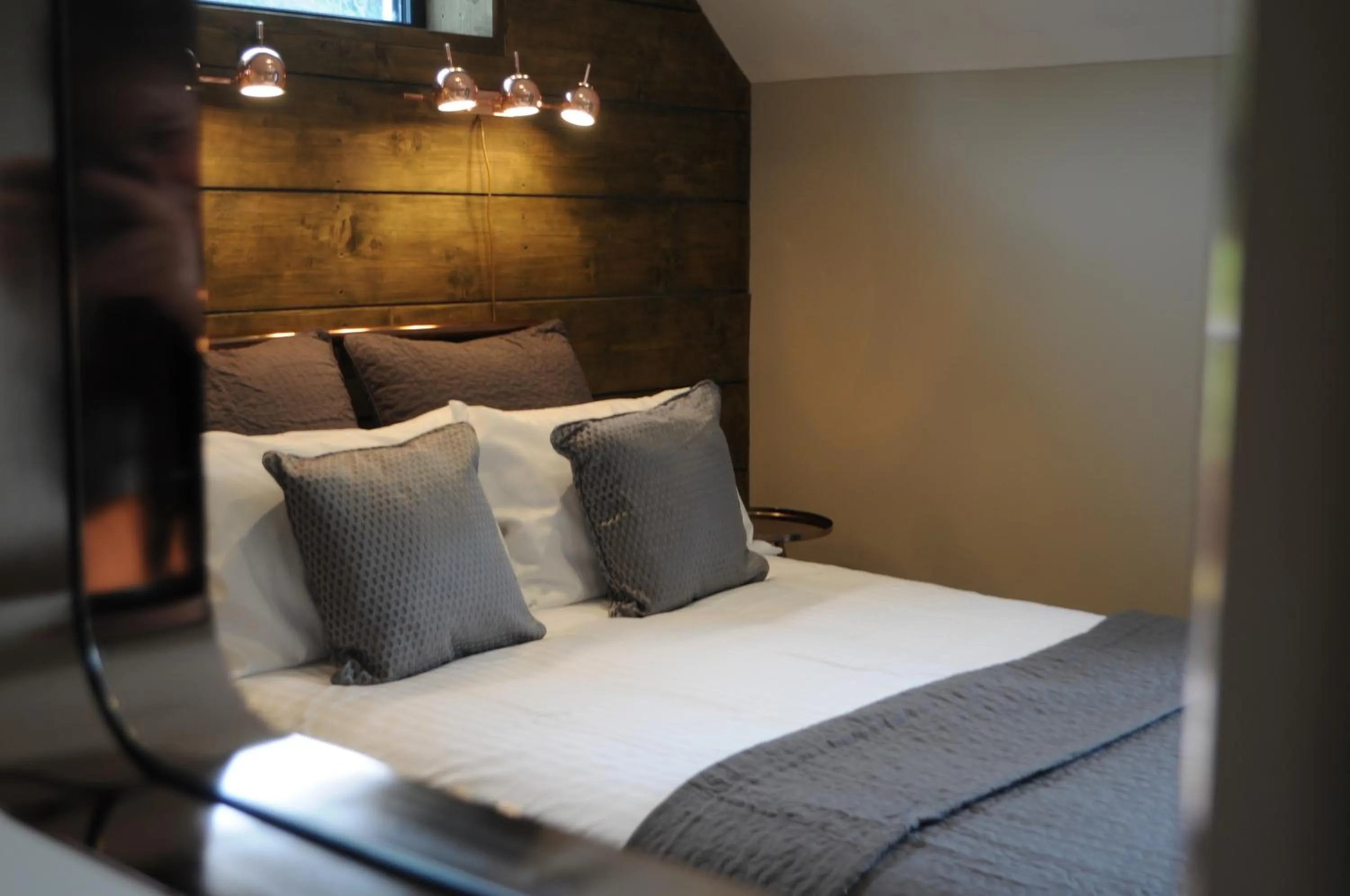 Decorative detail, Bed in The Corran