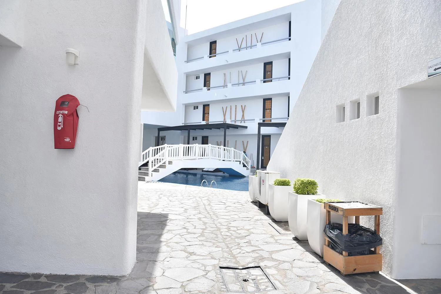 Property building, Swimming Pool in Best Western Plus Luna del Mar